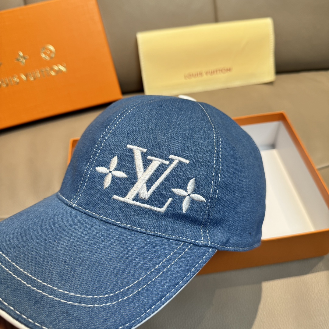 루이비통(LV) 로고 데님 볼캡 모자