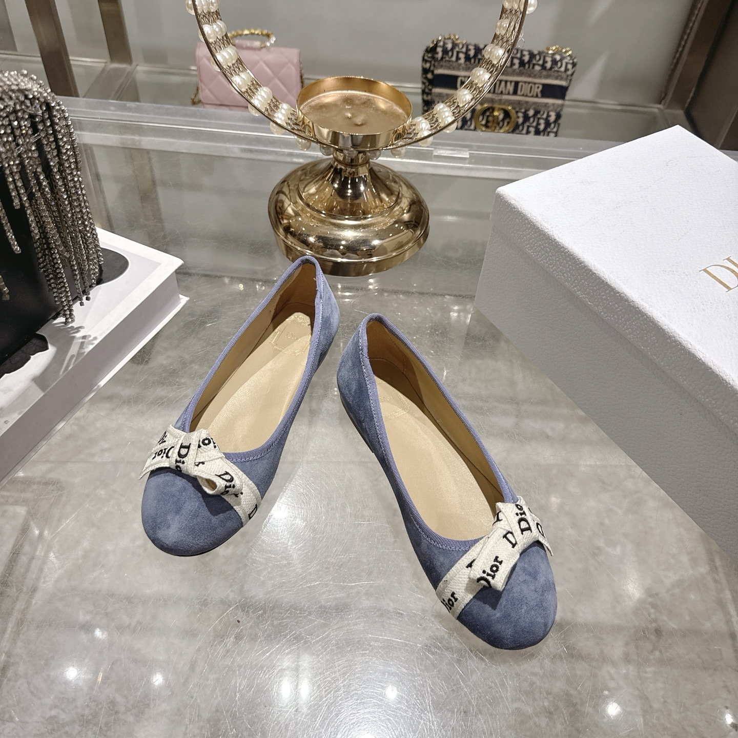 디올(DIOR) 리본 스트랩 메리제인 플랫슈즈 신발