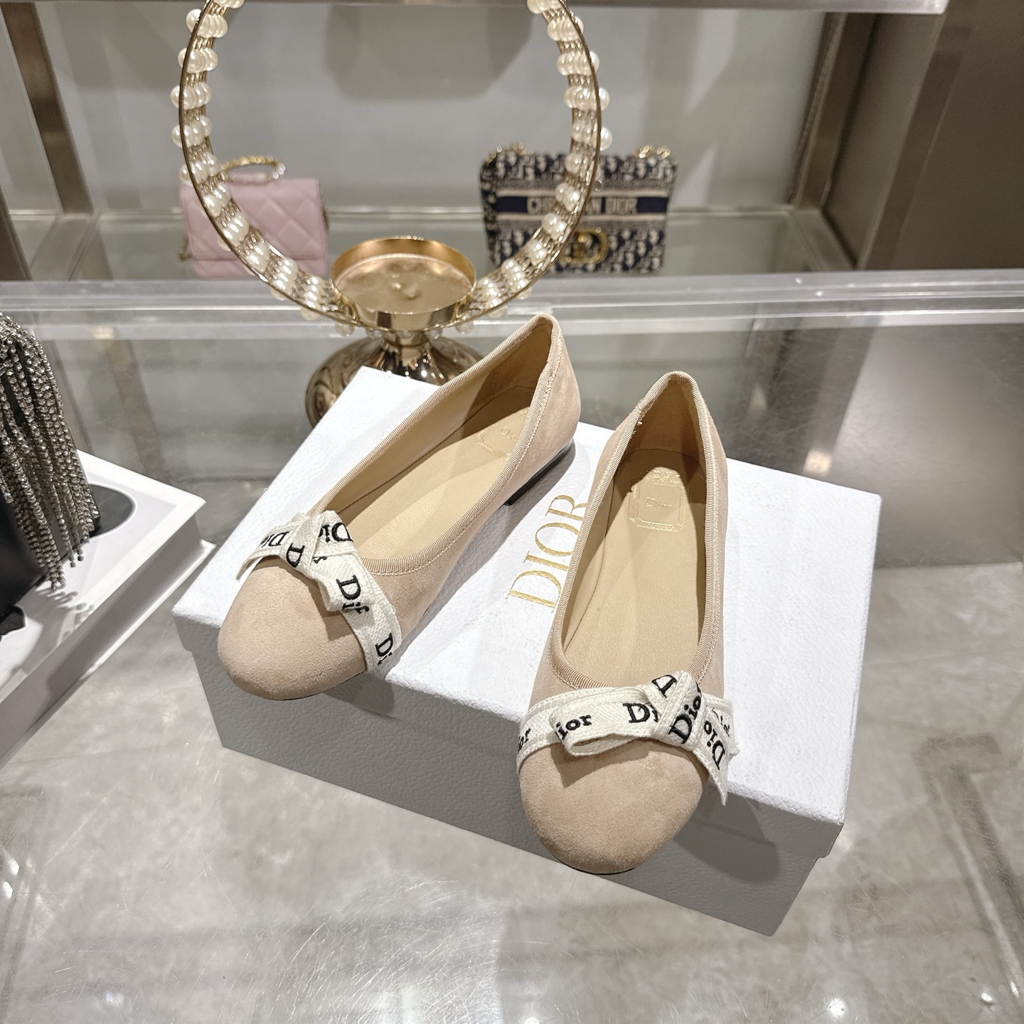디올(DIOR) 리본 스트랩 메리제인 플랫슈즈 신발