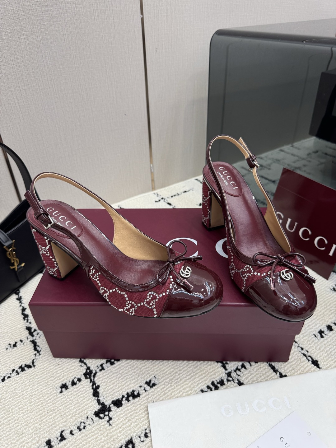 구찌(GUCCI) 홀스빗 발레리나 펌프스 신발