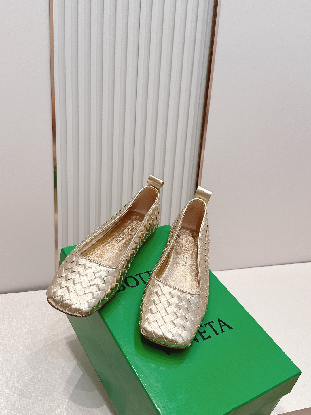 보테가 베네타(BOTTEGA VENETA) 위빙 메리제인 플랫 발레 슈즈 신발