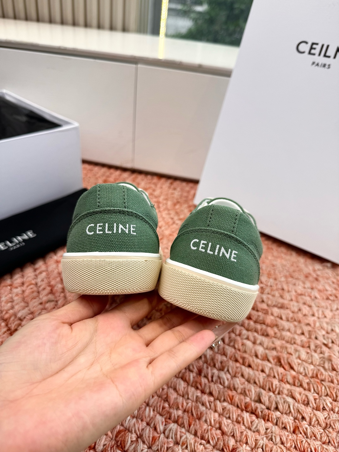 셀린느(CELINE) 트리오페 로고 스니커즈 신발
