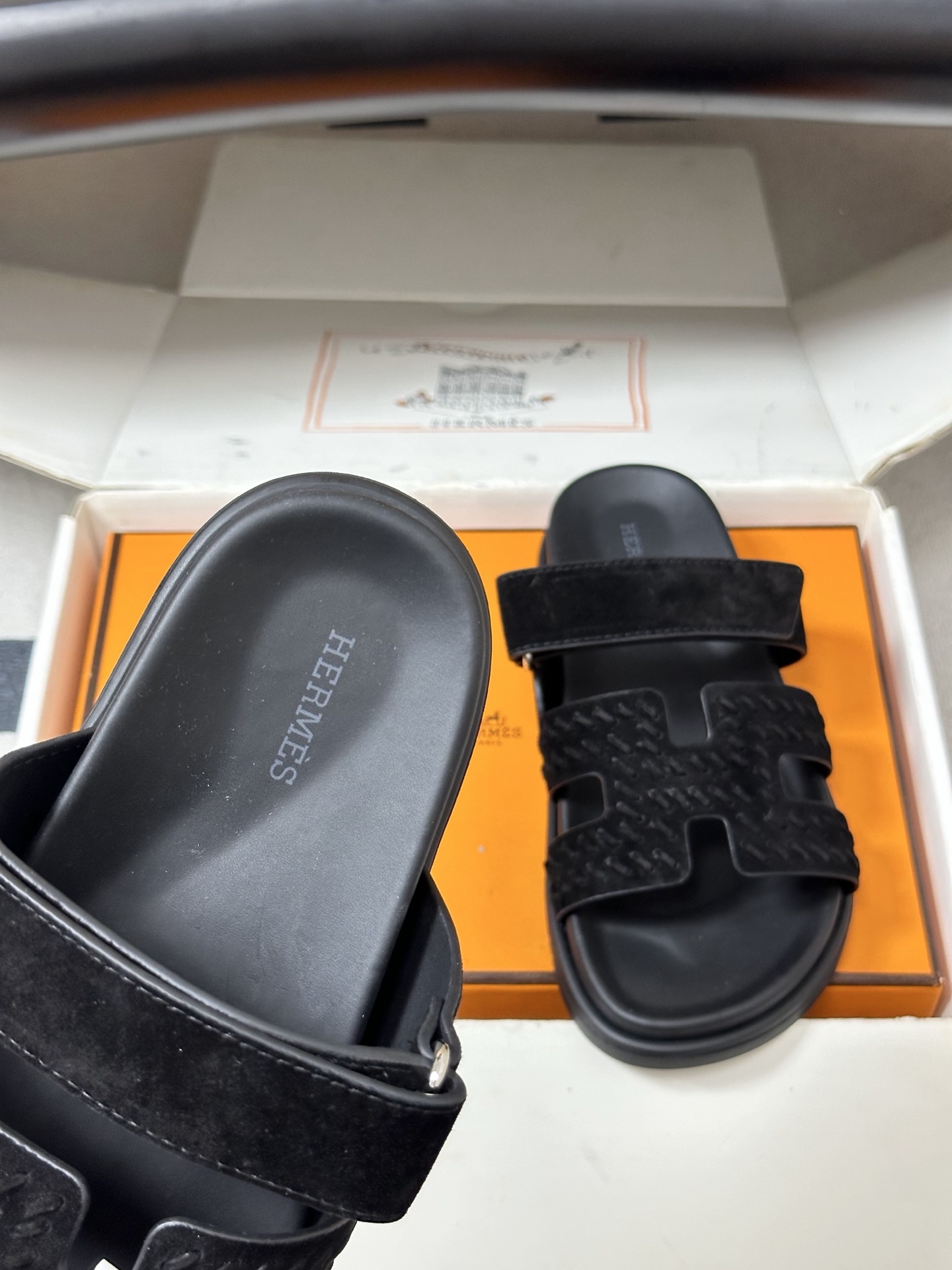 에르메스(HERMES) 로고 위빙 벨크로 슬리퍼 신발