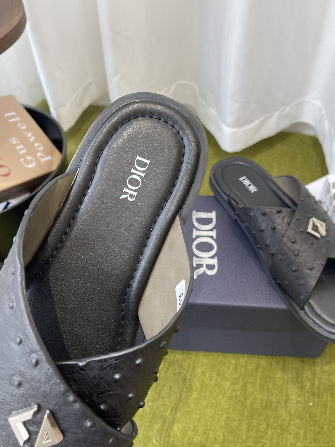 디올(Dior) 오블리크 크로스 슬리퍼 신발