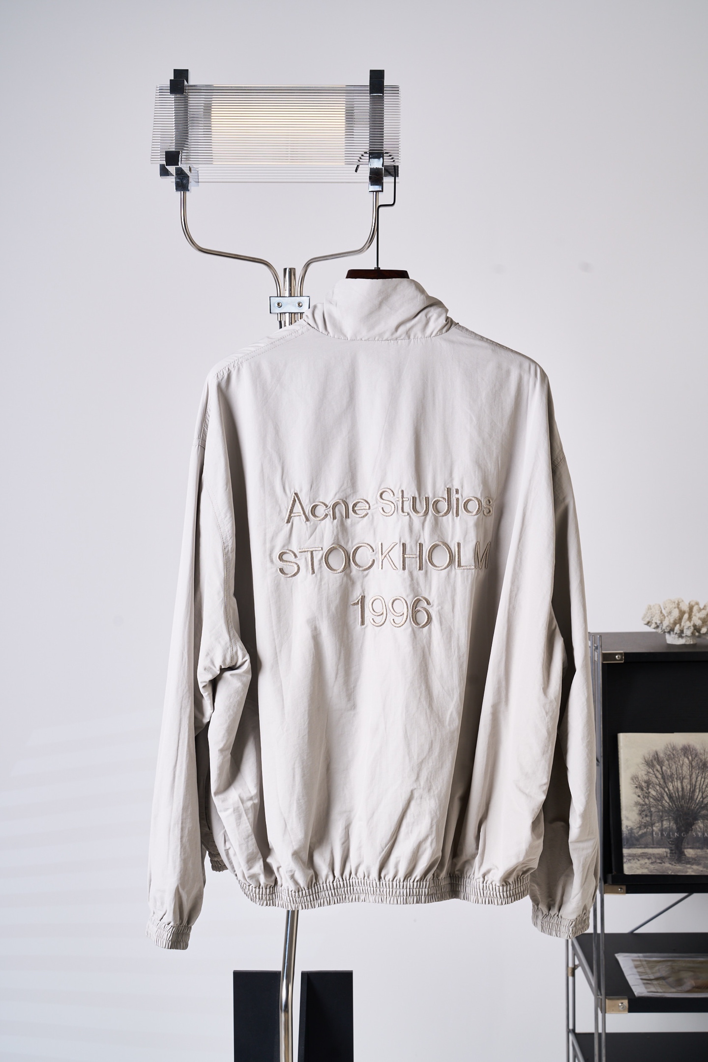 아크네(Acne studios) 자수 스탠드 칼라 집업 재킷 상의 의류