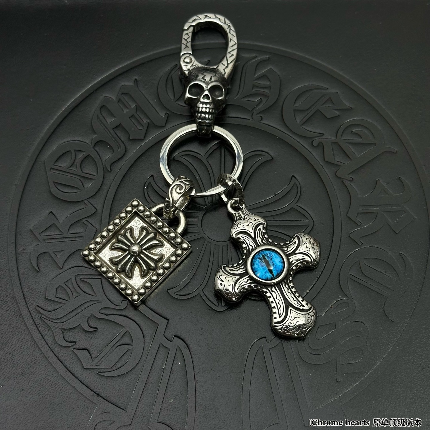 크롬하츠(CHROME HEARTS) 실버 키링 백참 악세사리