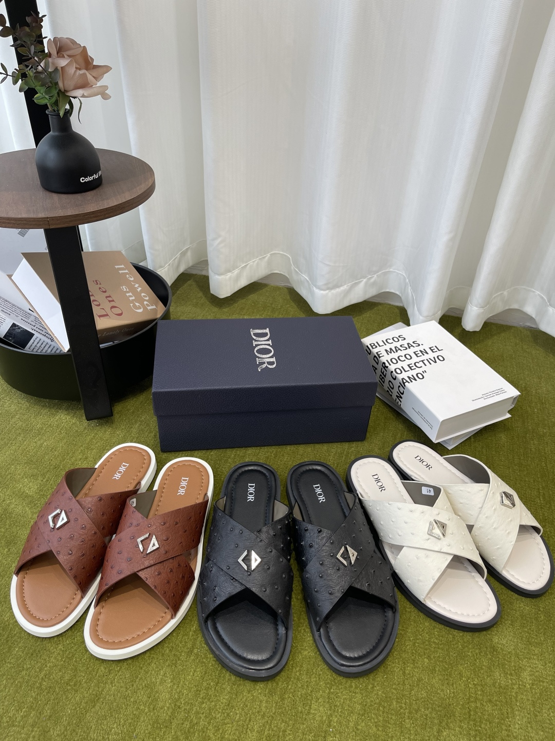 디올(Dior) 오블리크 크로스 슬리퍼 신발