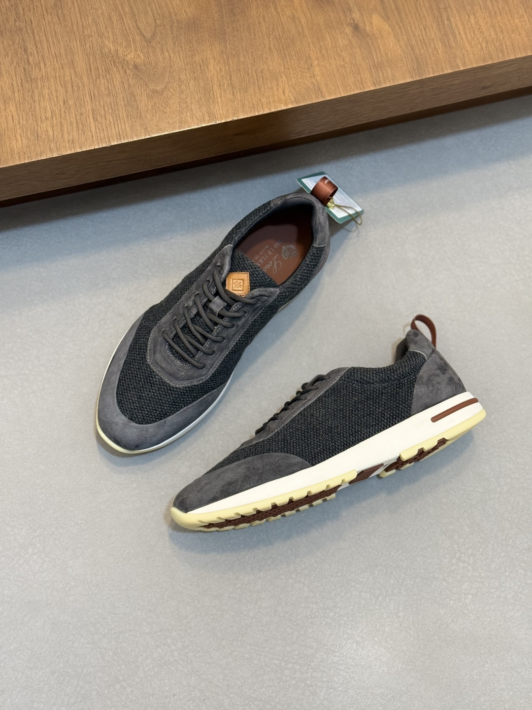 [Loro Piana] LP 로로 피아나 워크 앤 워크 / 시티 워크 스니커즈 신발