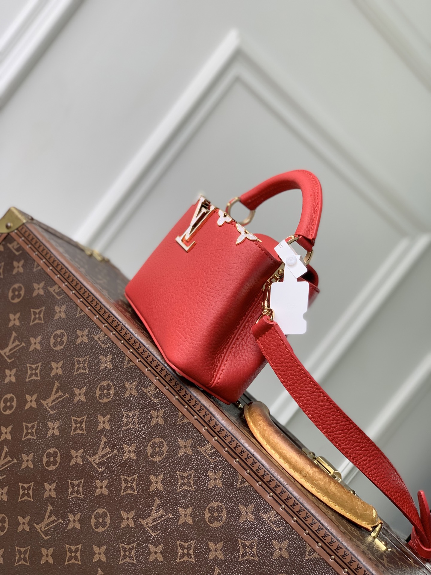 LOUIS VUITTON M11341 루이비통 카퓌신 미니 핸드백 (플라워 크라운 레드 미니) 가방