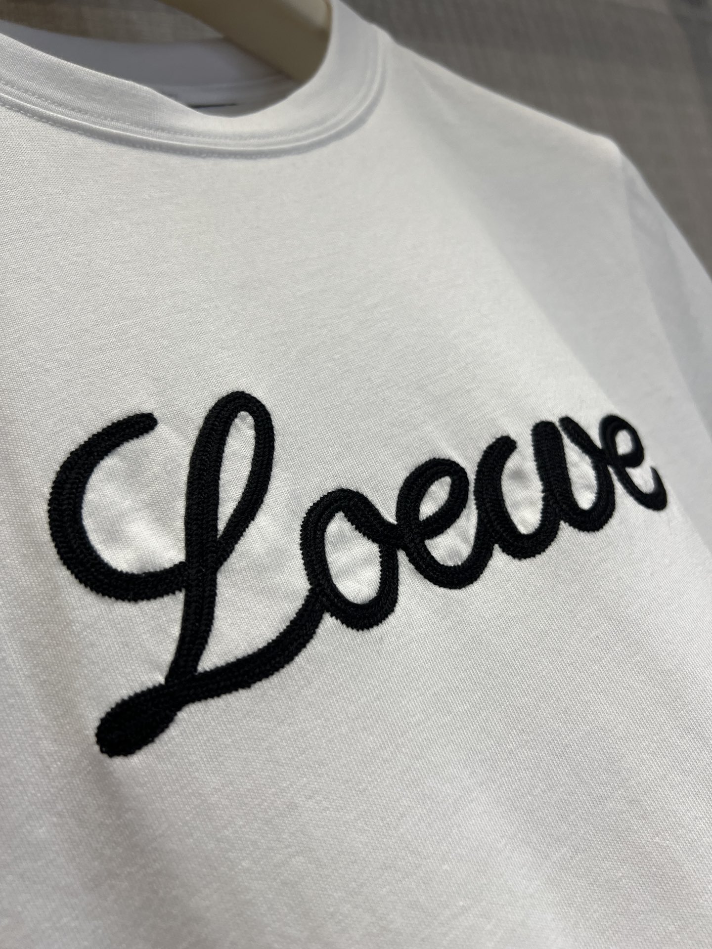 [Loewe] 로에베 26SS 레터링 로고 라인 반팔 티셔츠 의류
