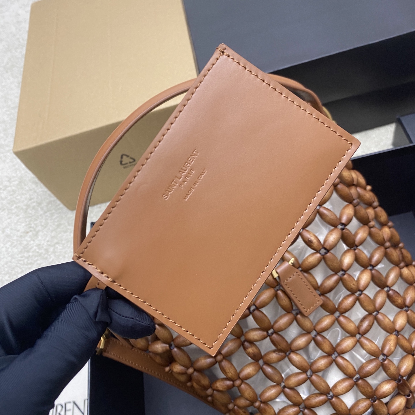 Saint Laurent YSL 생로랑 우드 비즈 위브 버킷백 가방 / 749036