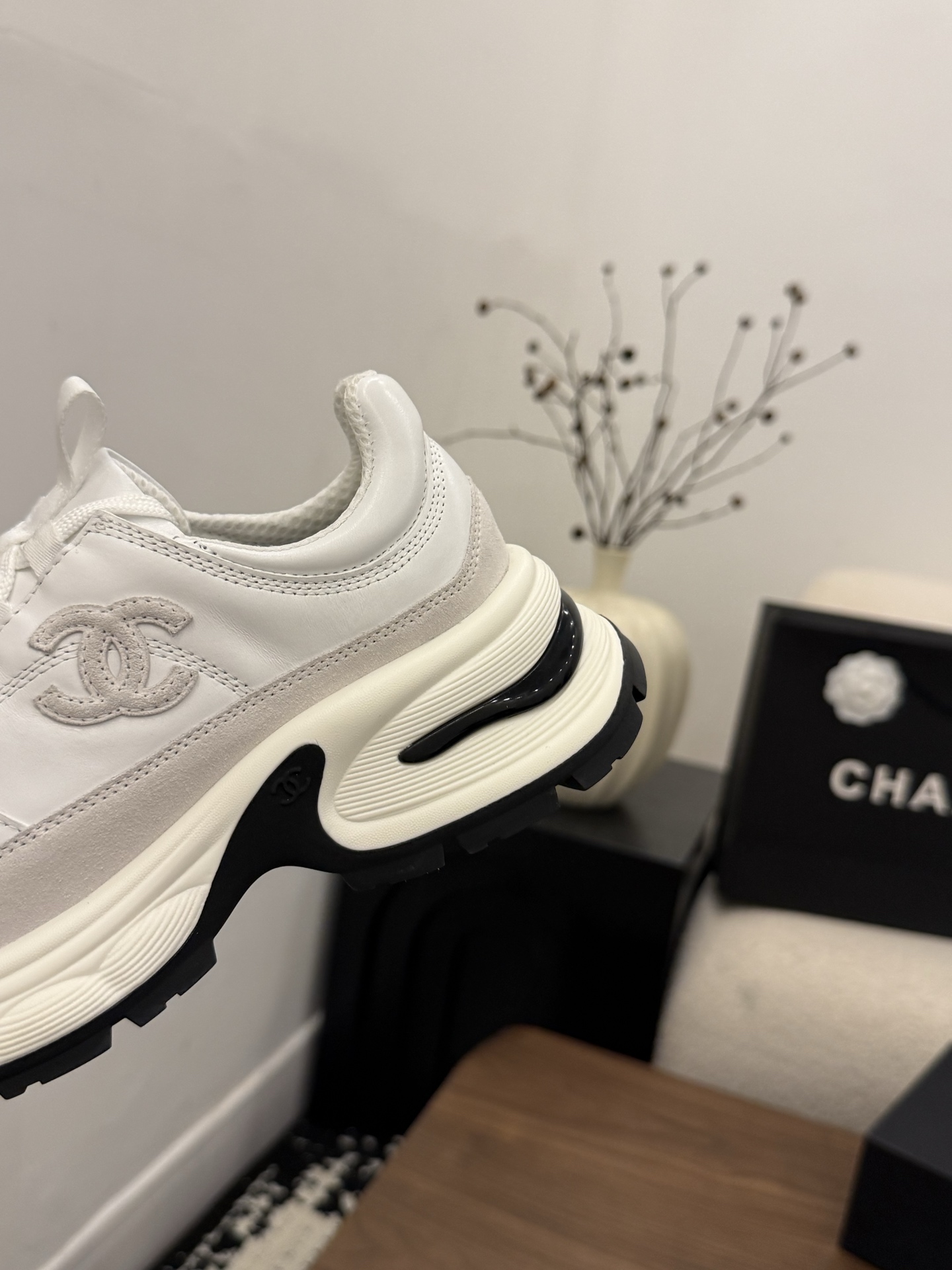 샤넬(CHANEL) 배색 캐주얼 스니커즈 신발