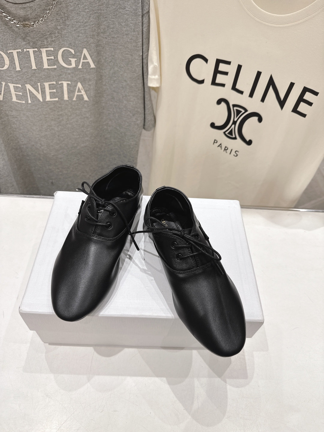 셀린느(CELINE) 메리제인 브로그 로퍼 신발