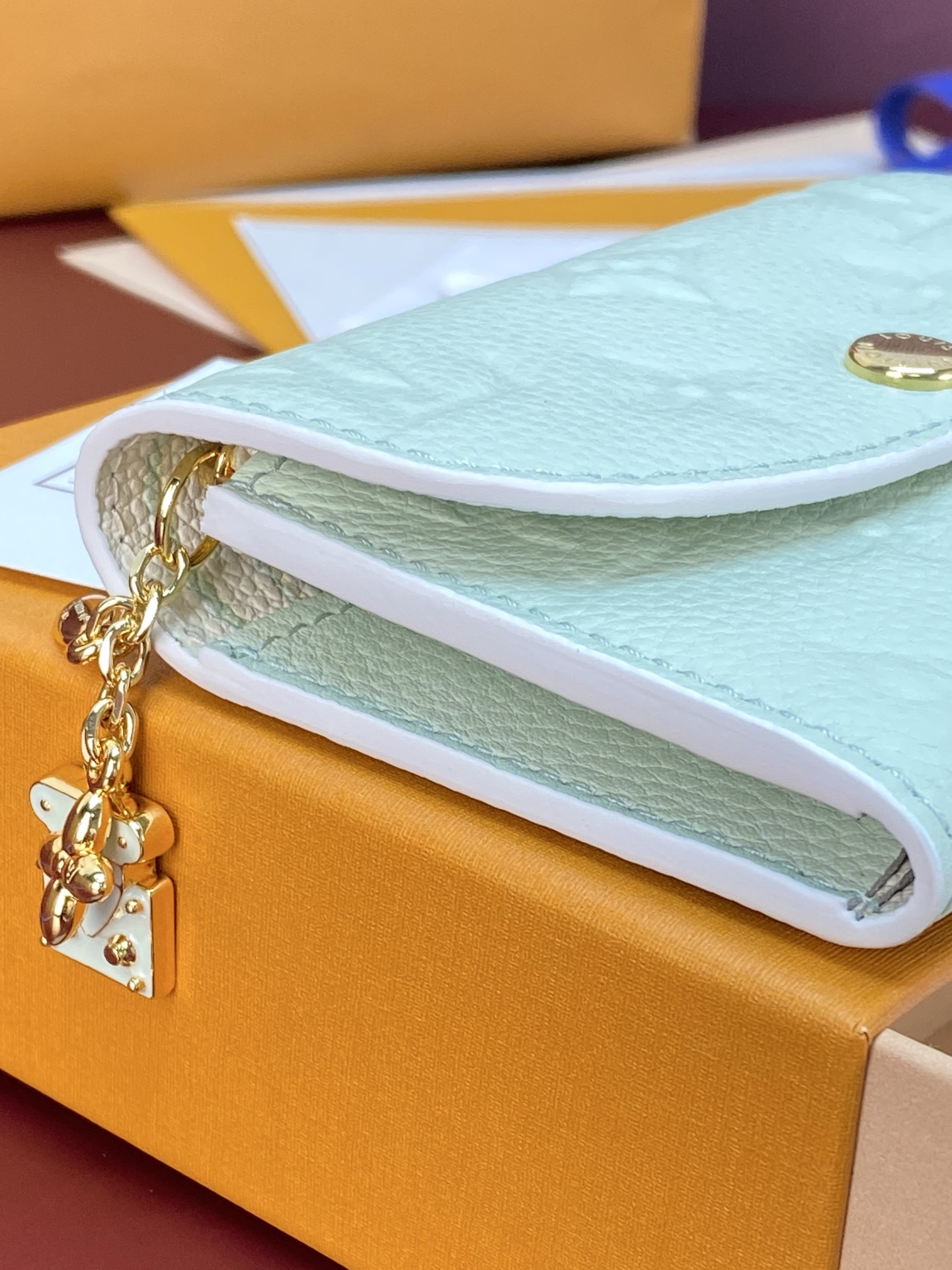 [Louis Vuitton] LV 루이비통 엠프레인 하이 섬머 Rosalie 로잘리 코인 지갑 M29805