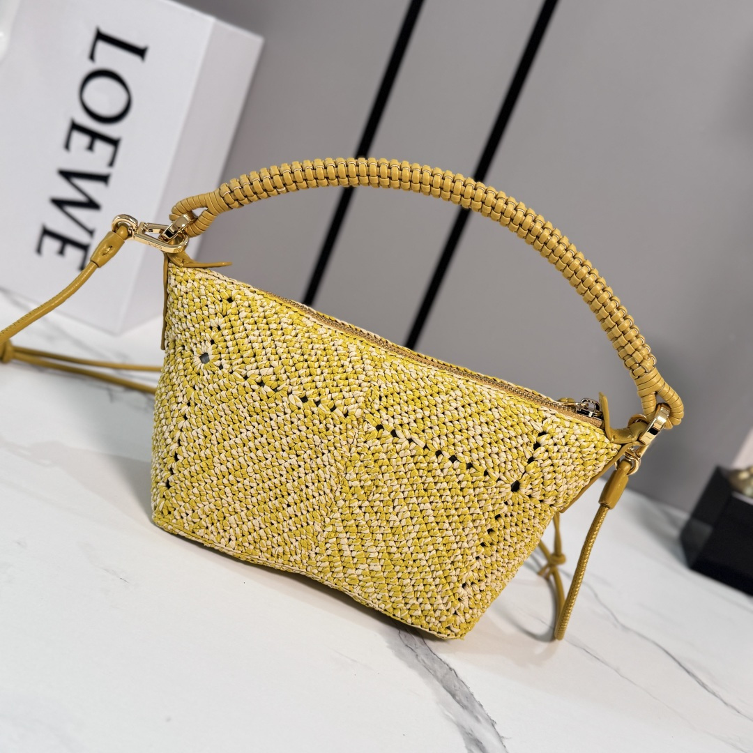 LOEWE 로에베 미니 클래식 카프스킨 & 라피아 칼라 백 가방 / 11268
