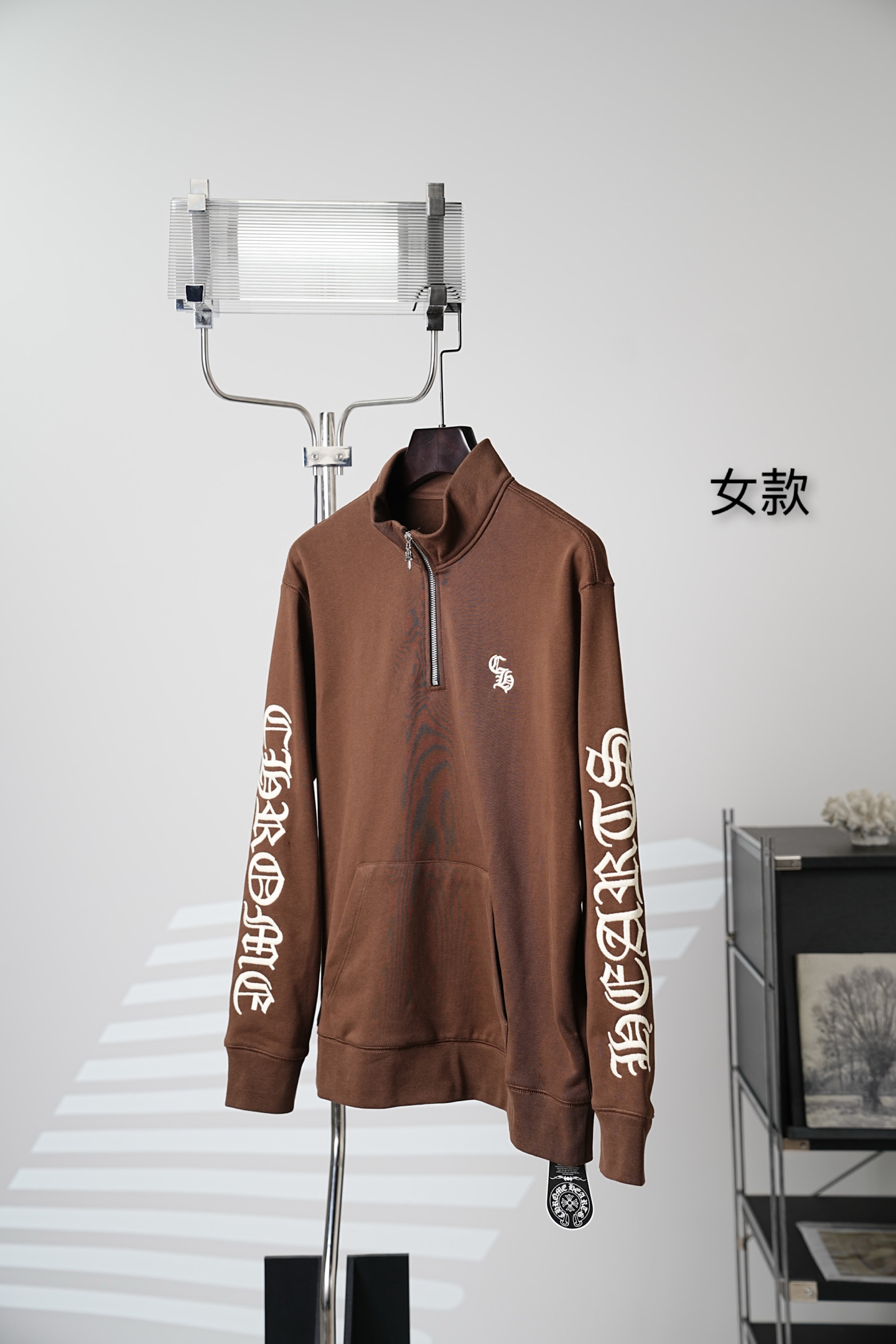 크롬하츠(CHROME HEARTS) 자수 하프집업 맨투맨 상의 의류