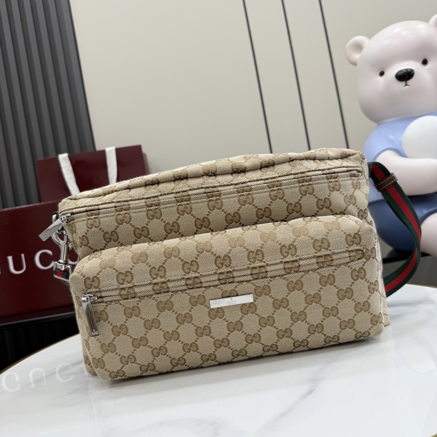 GUCCI 구찌 Generation 제너레이션 GG 캔버스 크로스백 가방