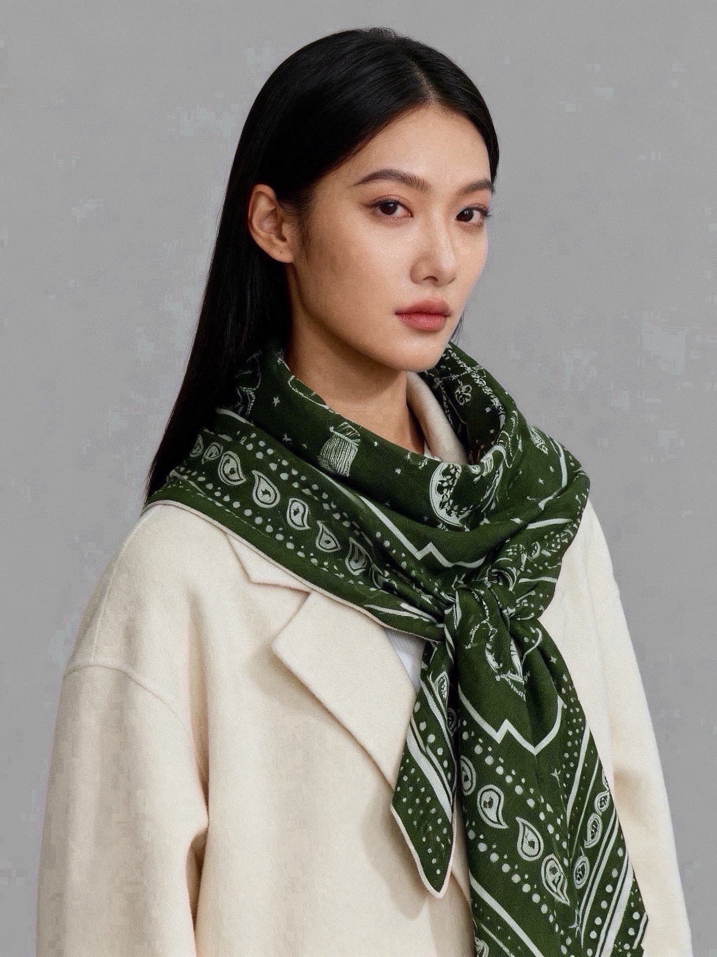 에르메스(HERMES) 그래픽 패턴 캐시미어 실크 숄 목도리 스카프