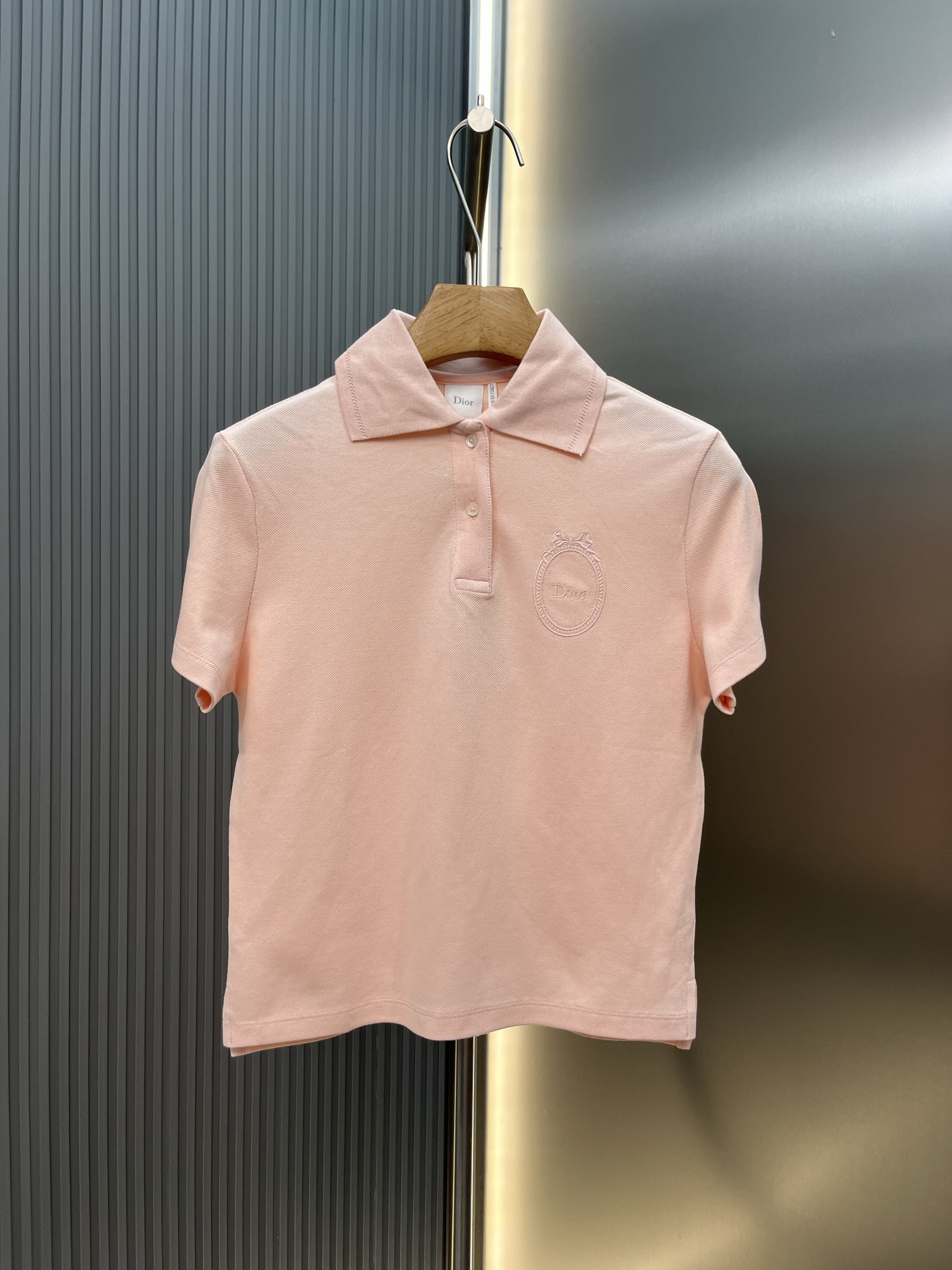 디올(DIOR) 메다이옹 자수 폴로 셔츠 상의 의류