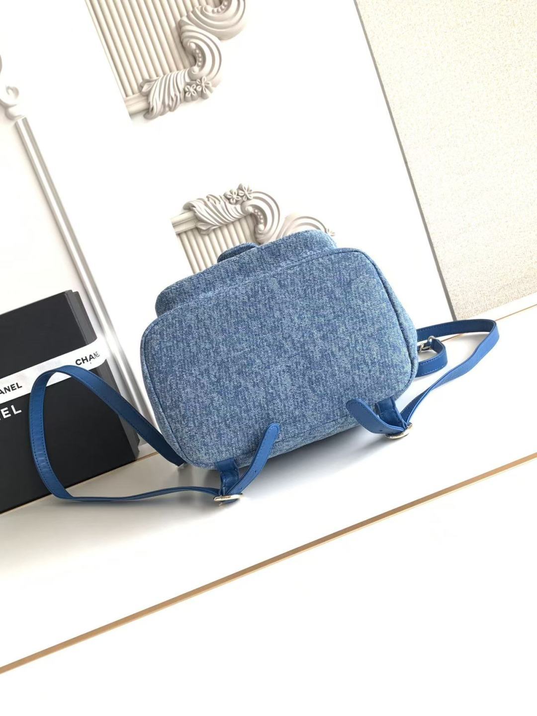 Chanel 샤넬 26SS 두마(Duma) 데님 라지 백팩 (AS3618) 가방