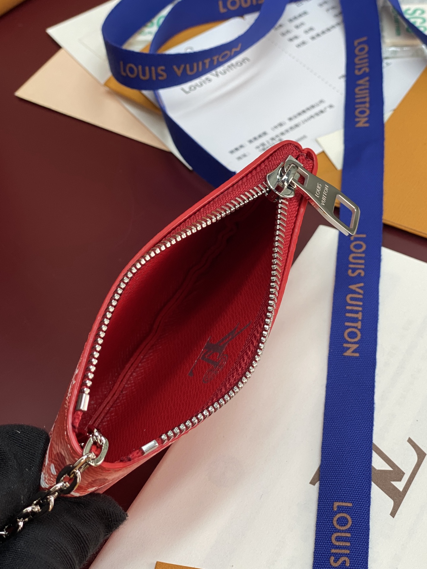 [Louis Vuitton] LV 루이비통 모노그램 자카드 로미 키 파우치 (코튼 레드) 지갑