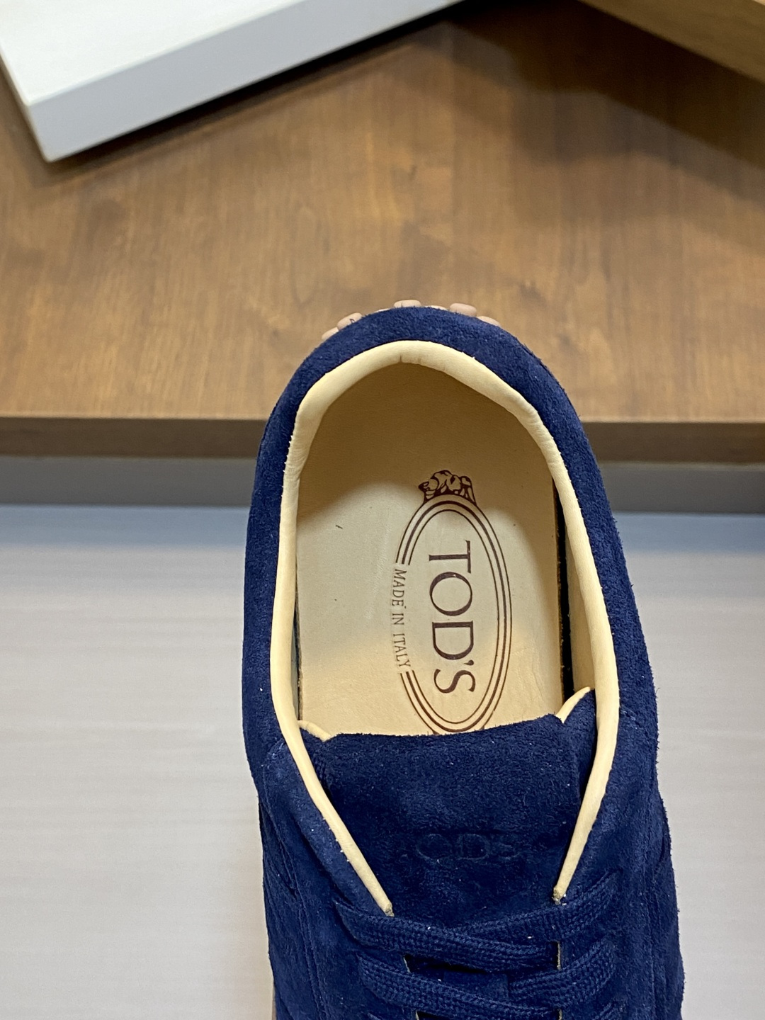 [Tod's] 토즈 맨즈 레더 드라이빙 로퍼 / 페니 뮬 스니커즈 신발