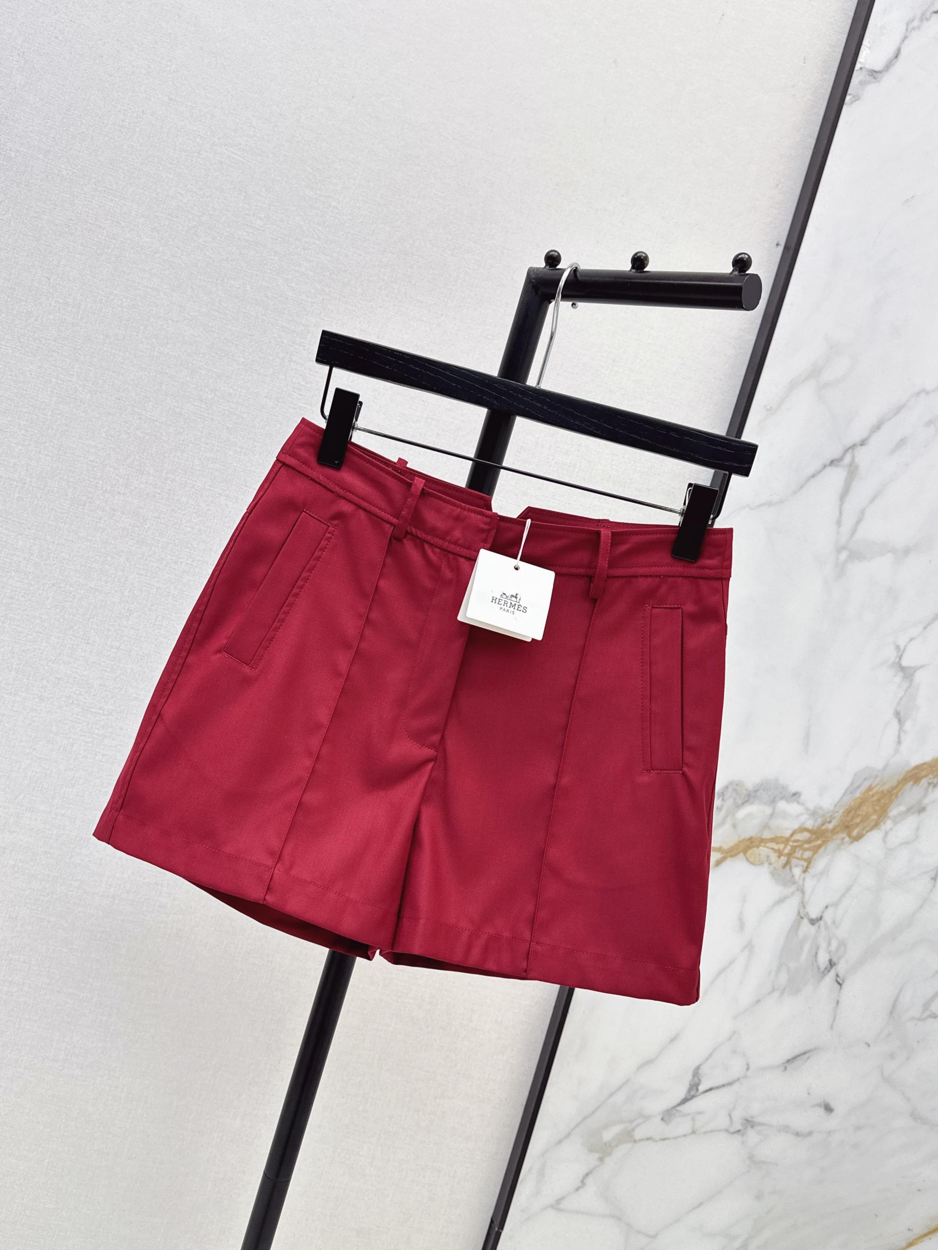 [Hermes] 에르메스 26SS 텍스처드 클래식 숏팬츠 반바지 의류