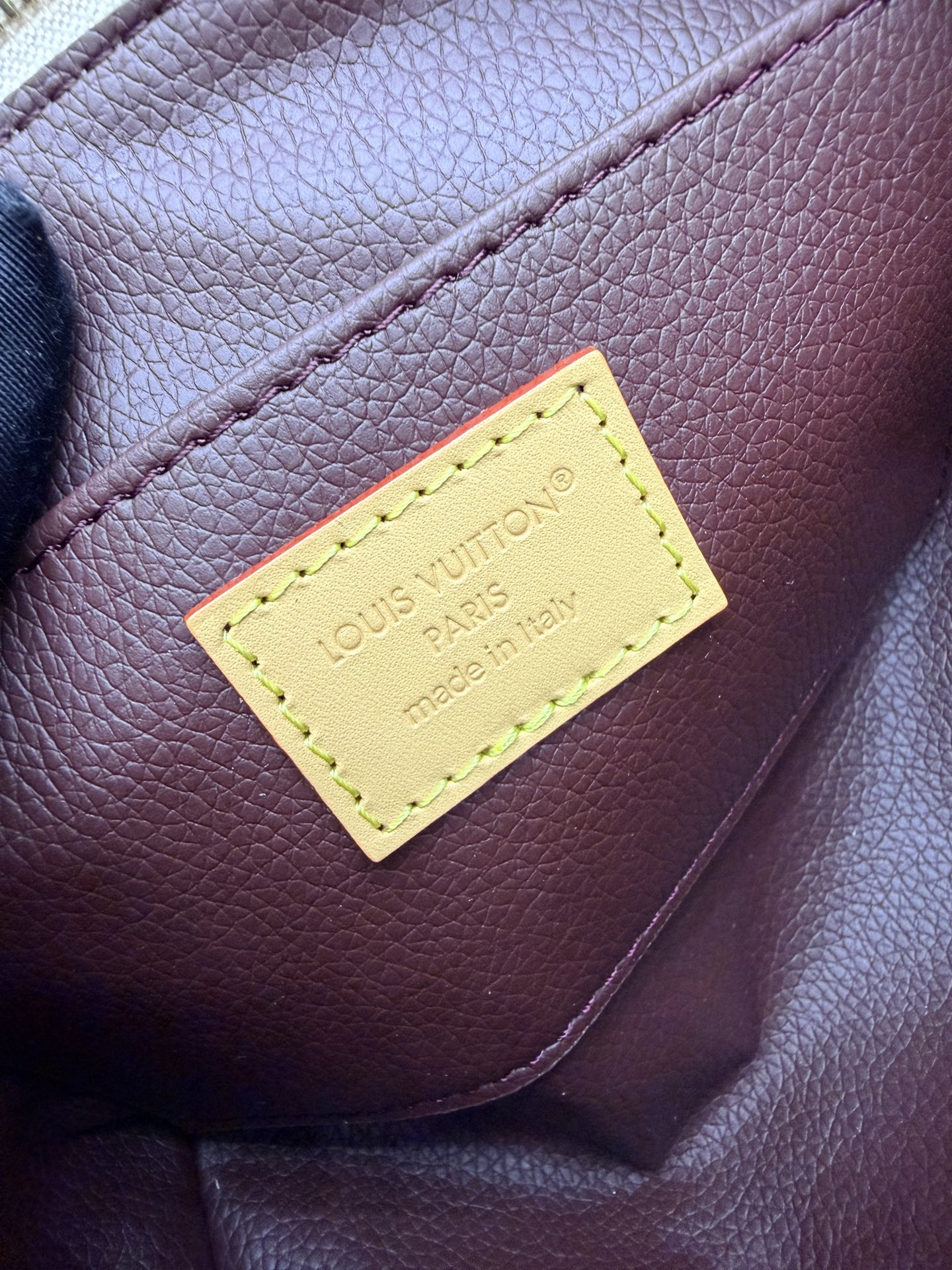 [Louis Vuitton] LV 루이비통 M28956 프리미엄 올 스틸 체인 월렛 / 미니백 파우치백 가방