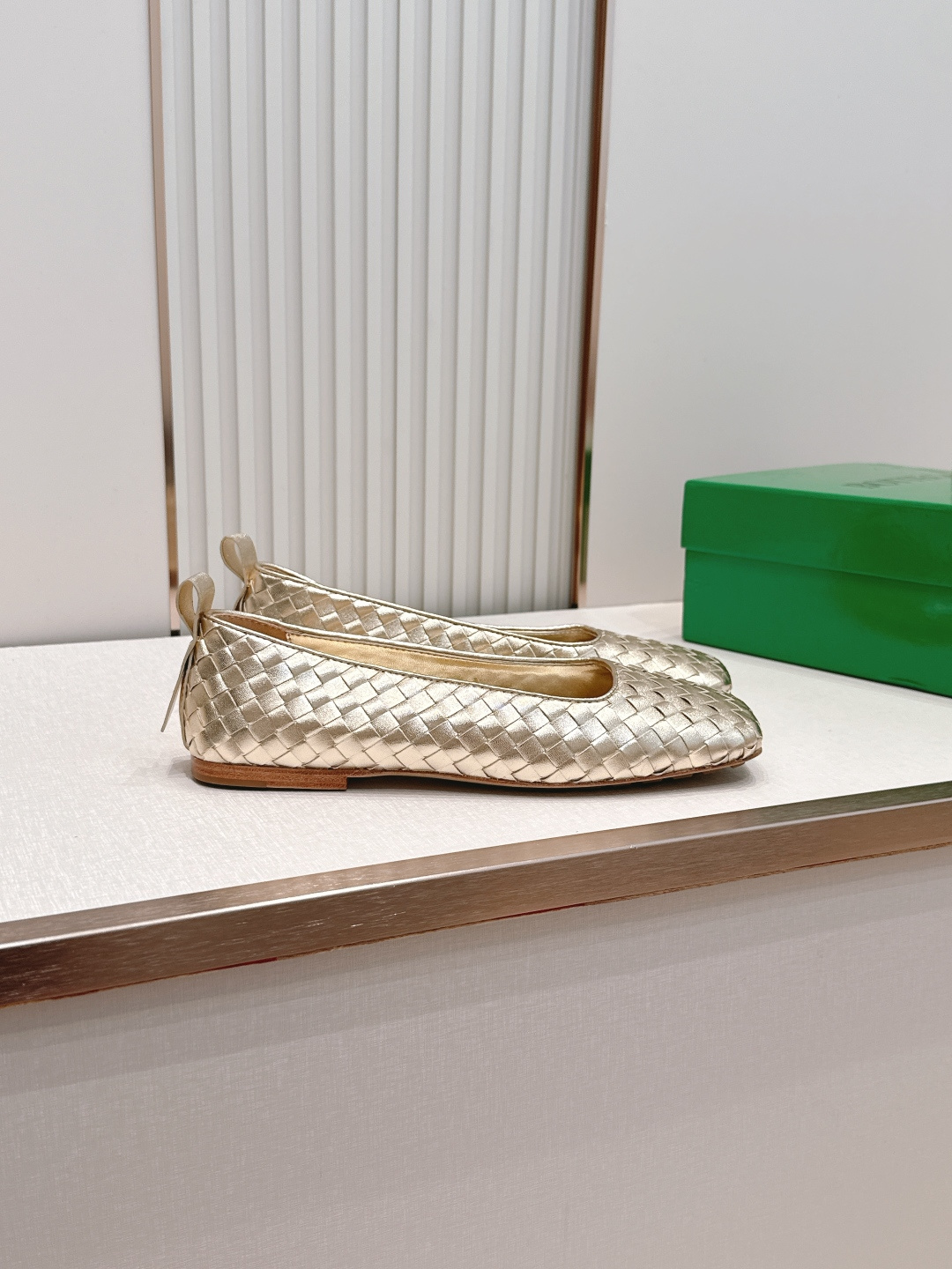 보테가 베네타(BOTTEGA VENETA) 위빙 메리제인 플랫 발레 슈즈 신발
