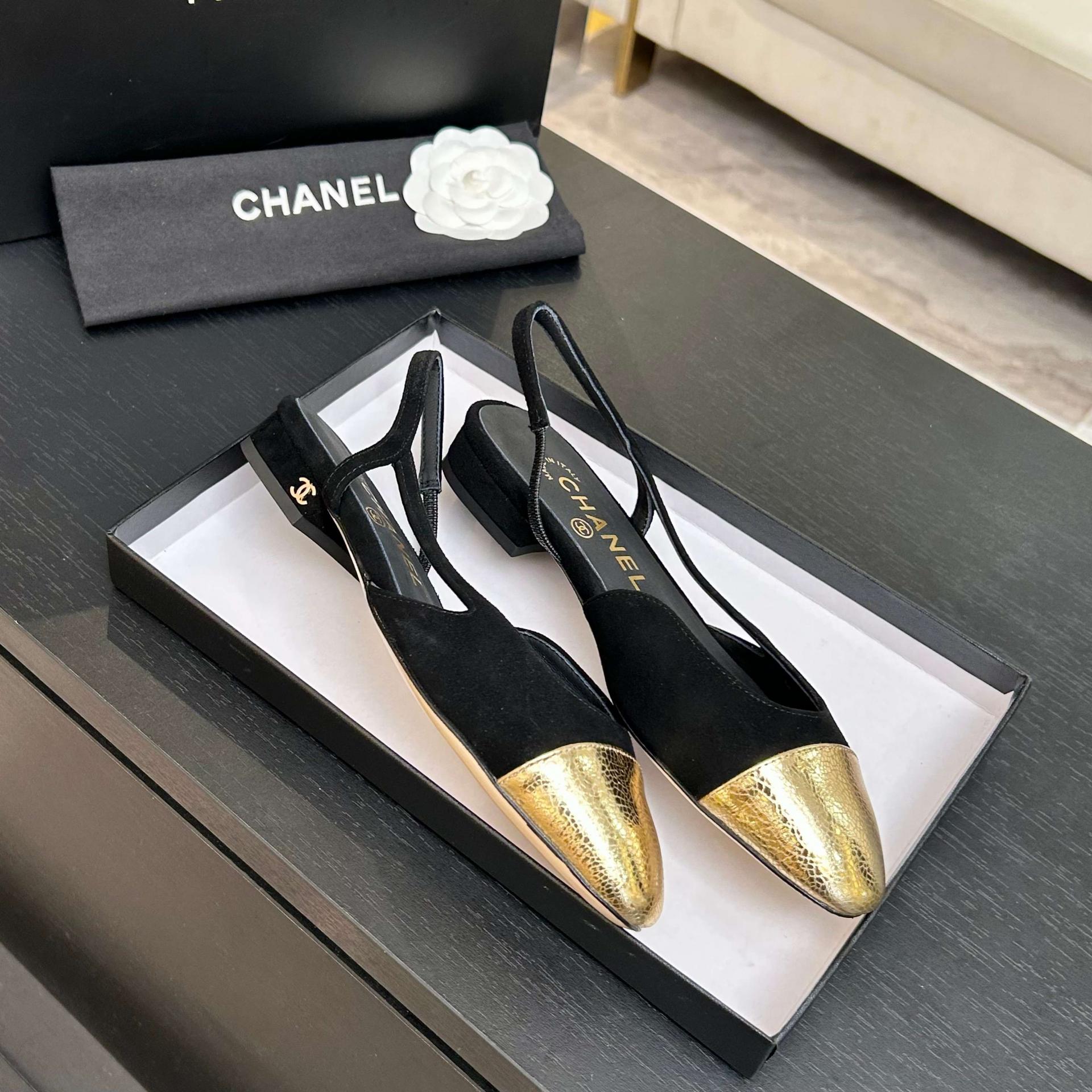 샤넬(CHANEL) 투톤 슬링백 로우힐 신발