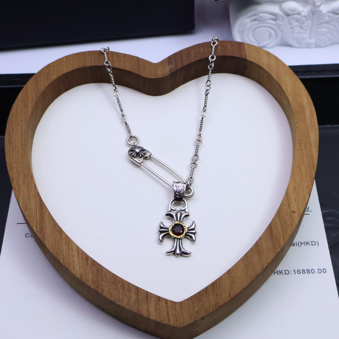 크롬하츠(CHROME HEARTS) 크로스 브로치 체인 악세사리