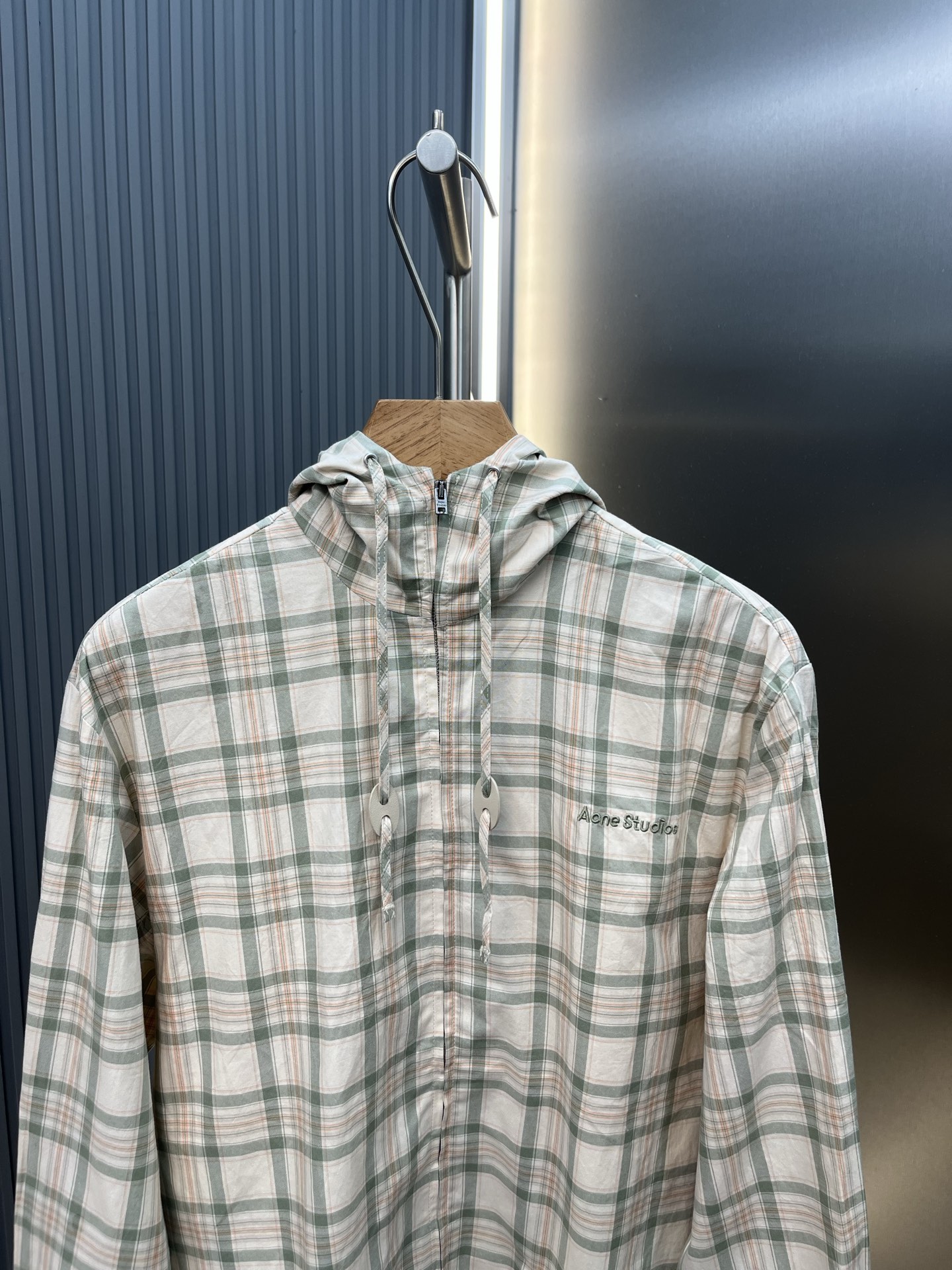 아크네(Acne studios) 로고 자수 체크 후드 재킷 상의 의류