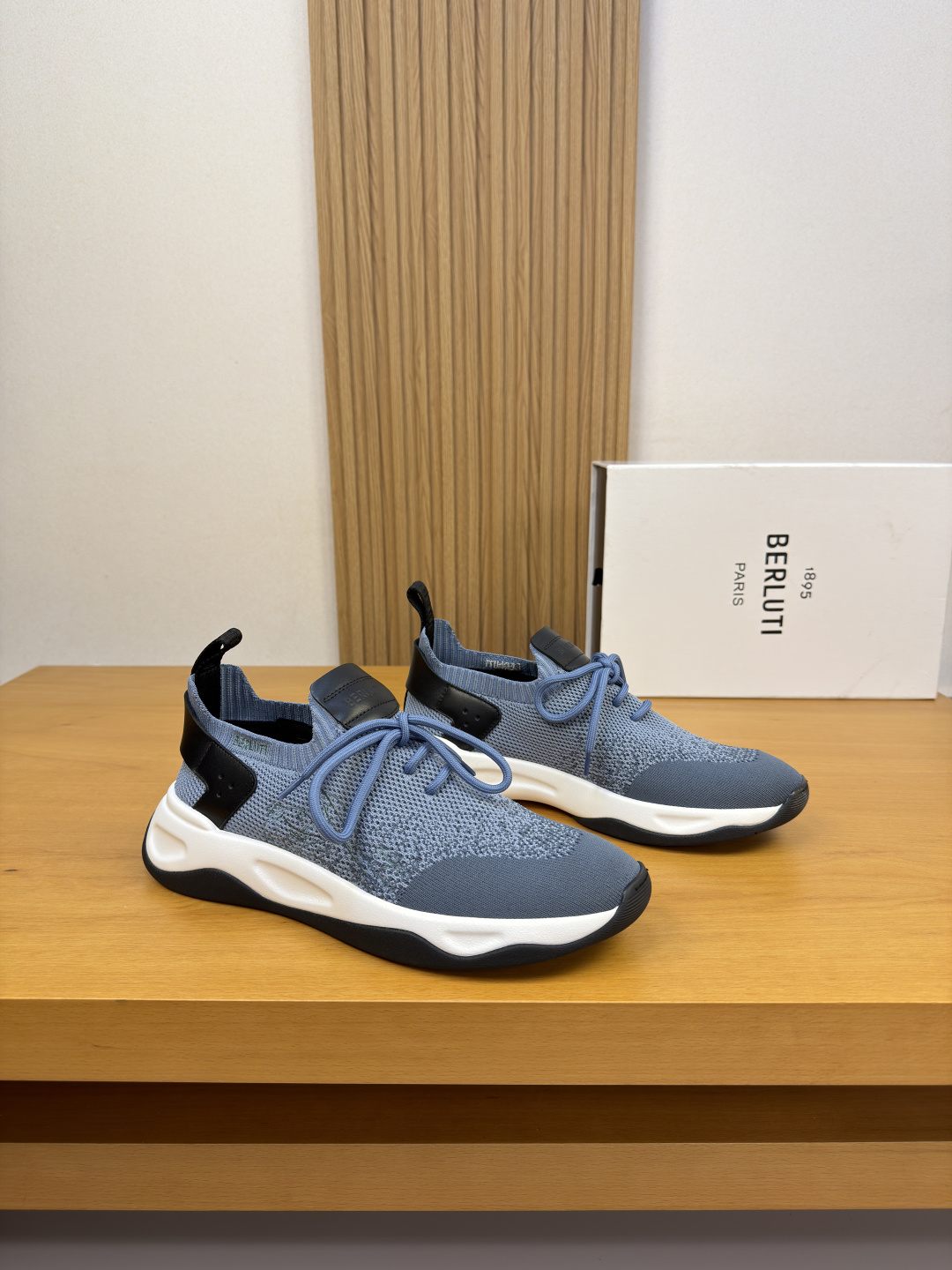 Berluti 벨루티 왁스 카프스킨 & 니트 스니커즈 신발