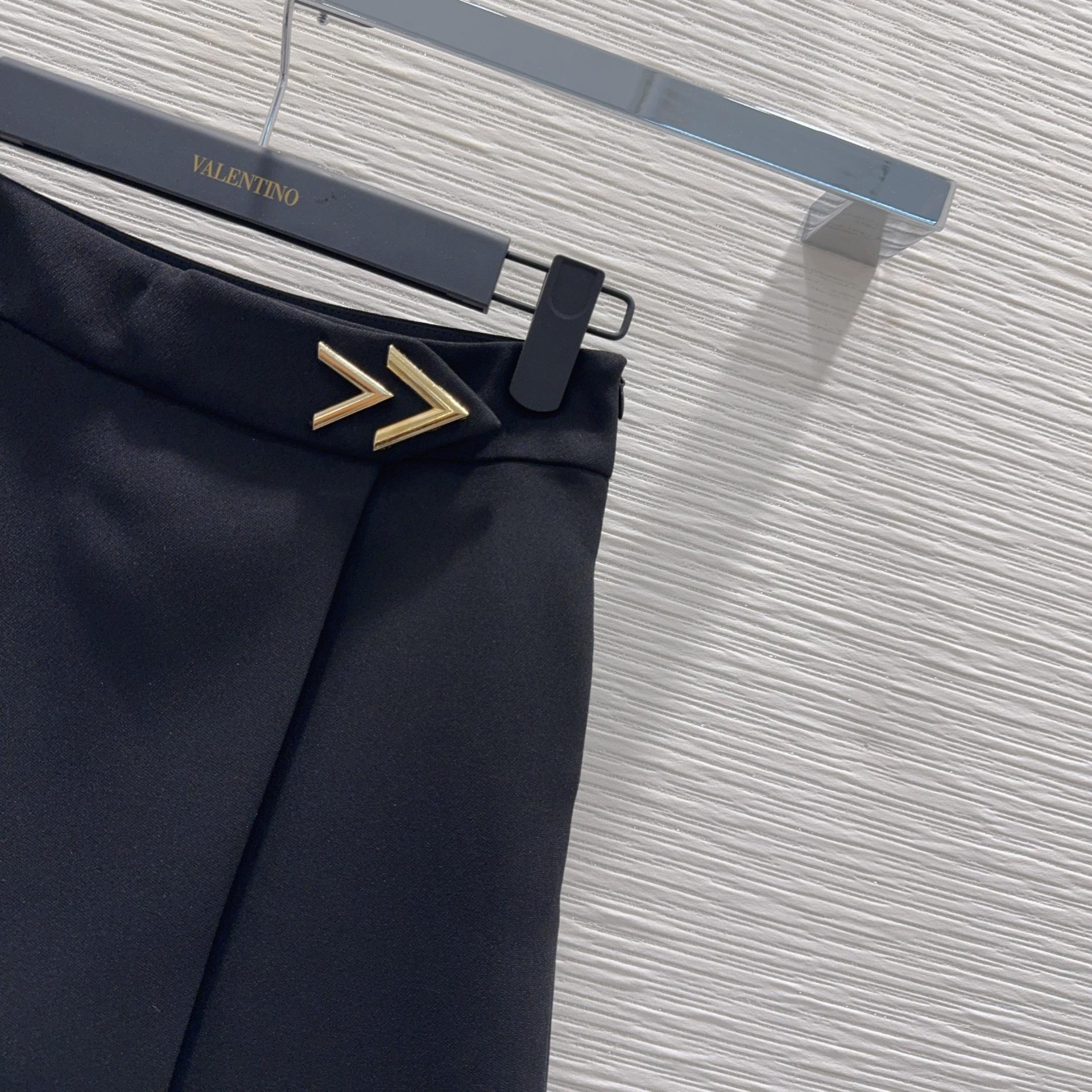 Valentino 발렌티노 하이엔드 수입 원단 미니 스커트 치마 의류