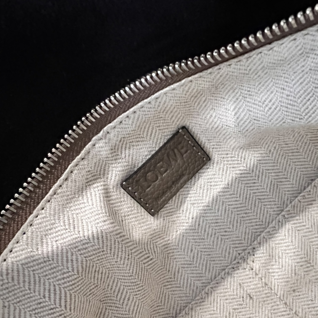 Loewe Puzzle Edge 로에베 퍼즐 라지 백 가방