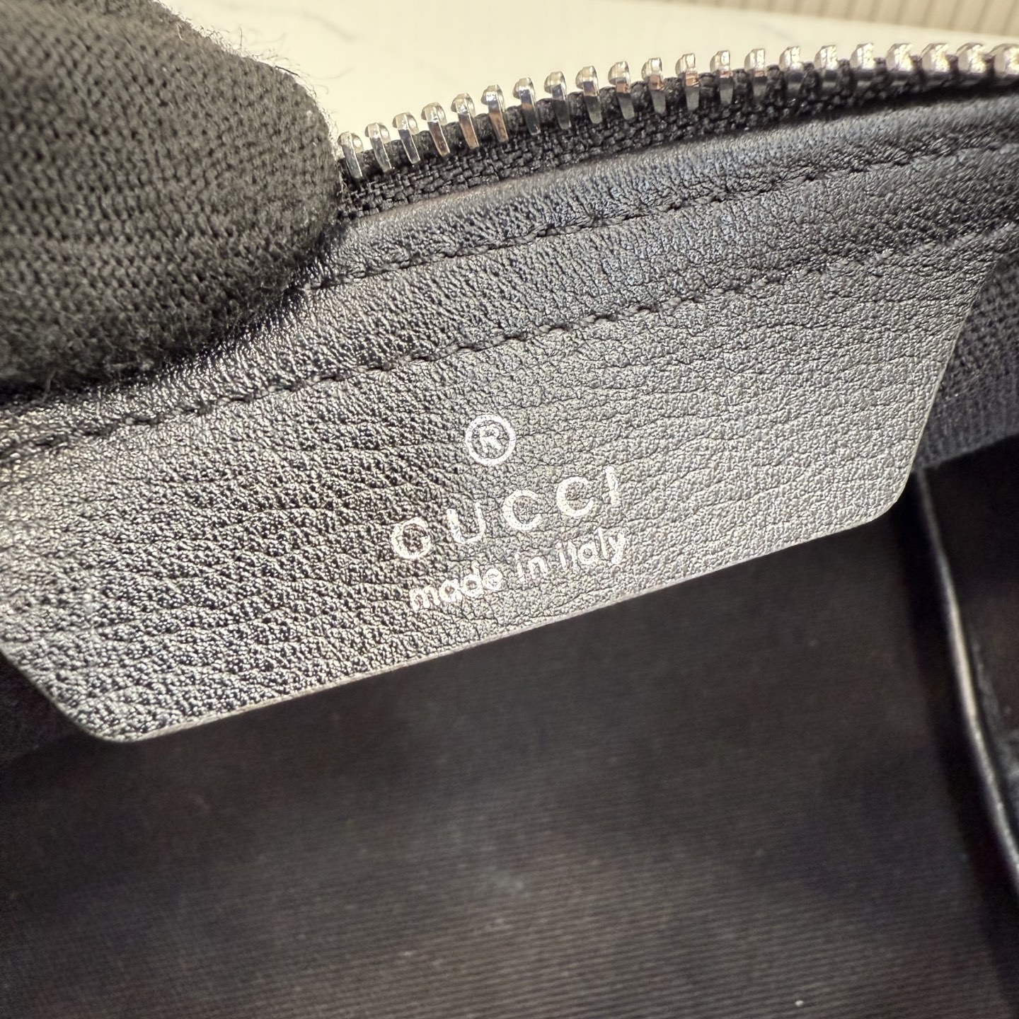 GUCCI 구찌 에센스 클래식 GG 코팅 캔버스 파우치 가방