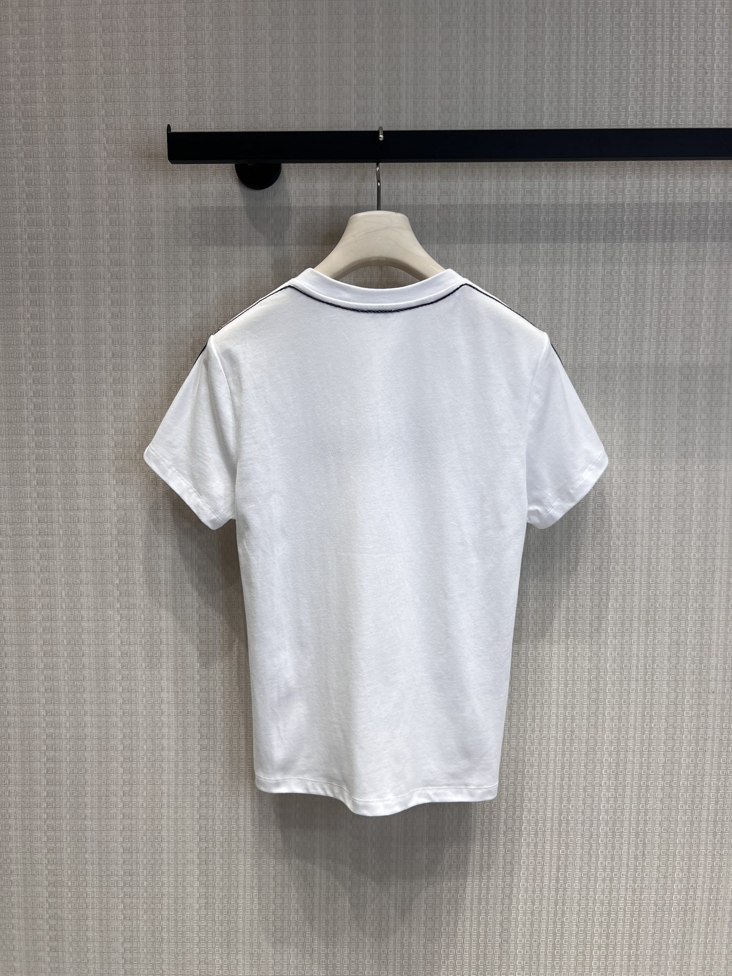 [Loewe] 로에베 26SS 레터링 로고 라인 반팔 티셔츠 의류