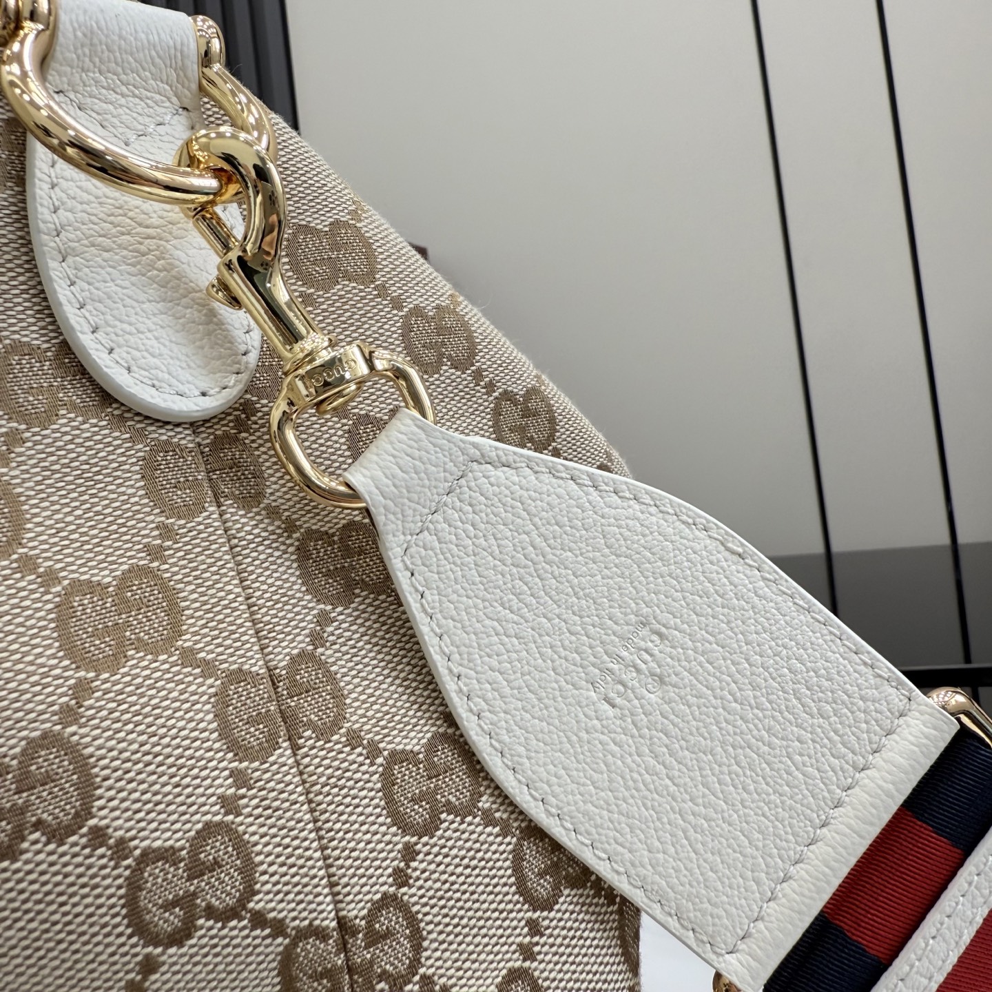 GUCCI 구찌 Gucci NY 컬렉션 브레라(Brera) 캔버스 토트백 - 샌드/화이트 가방