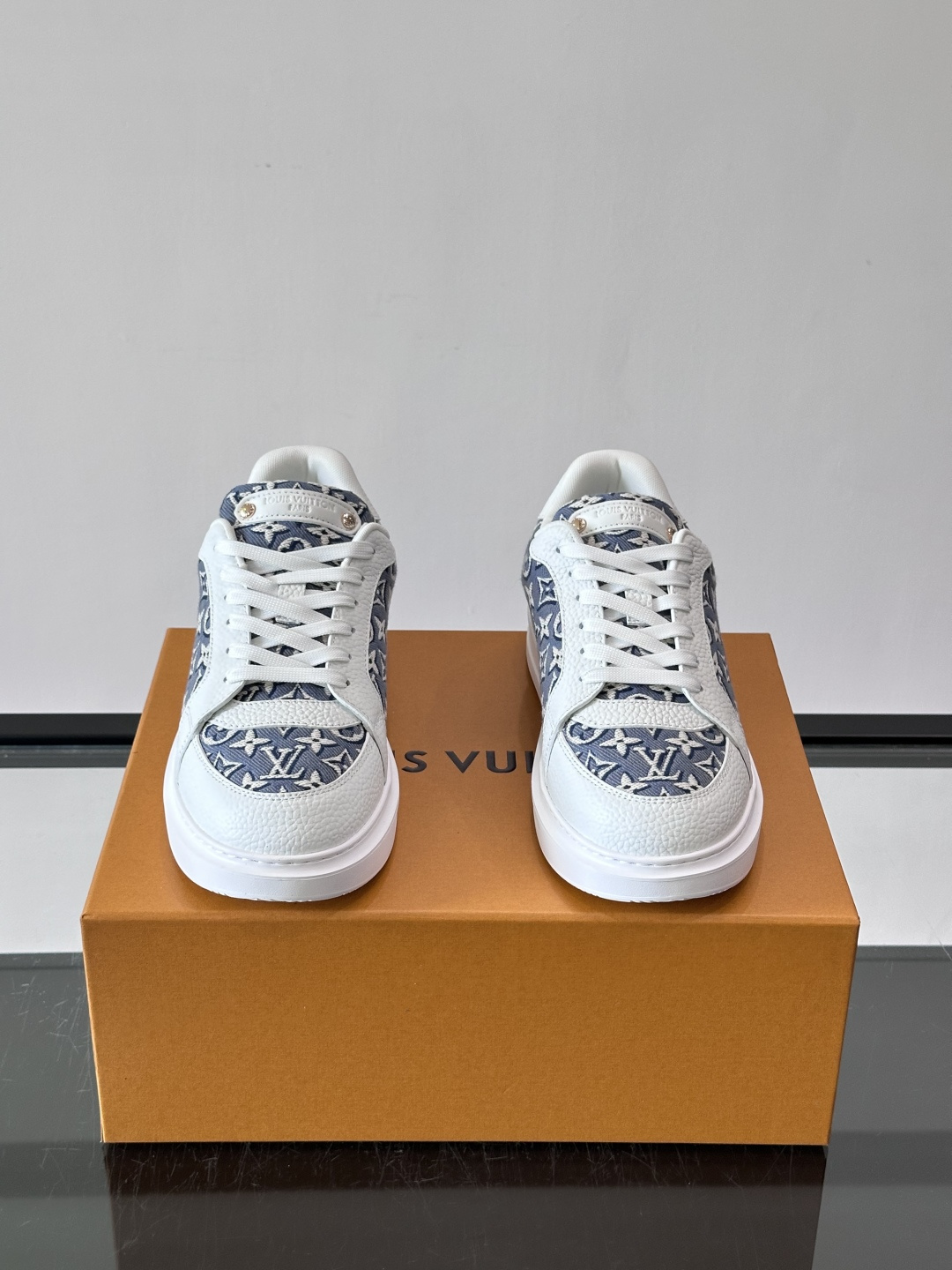 [Louis Vuitton] LV 루이비통 모노그램 캔버스 & 슈링크 레더 컴비네이션 스니커즈 신발