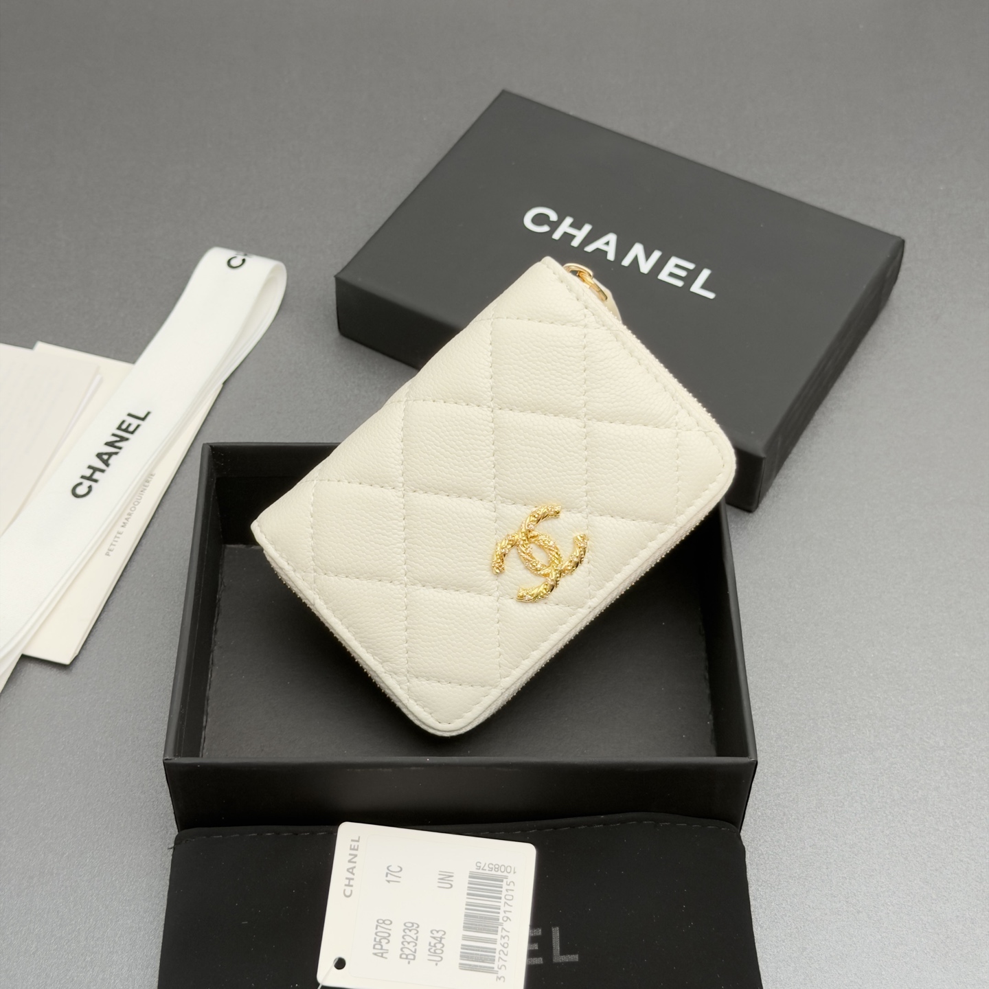[Chanel] 샤넬 26SS 캐비어 멀티 젬스톤 미니 지퍼 코인 퍼스 지갑