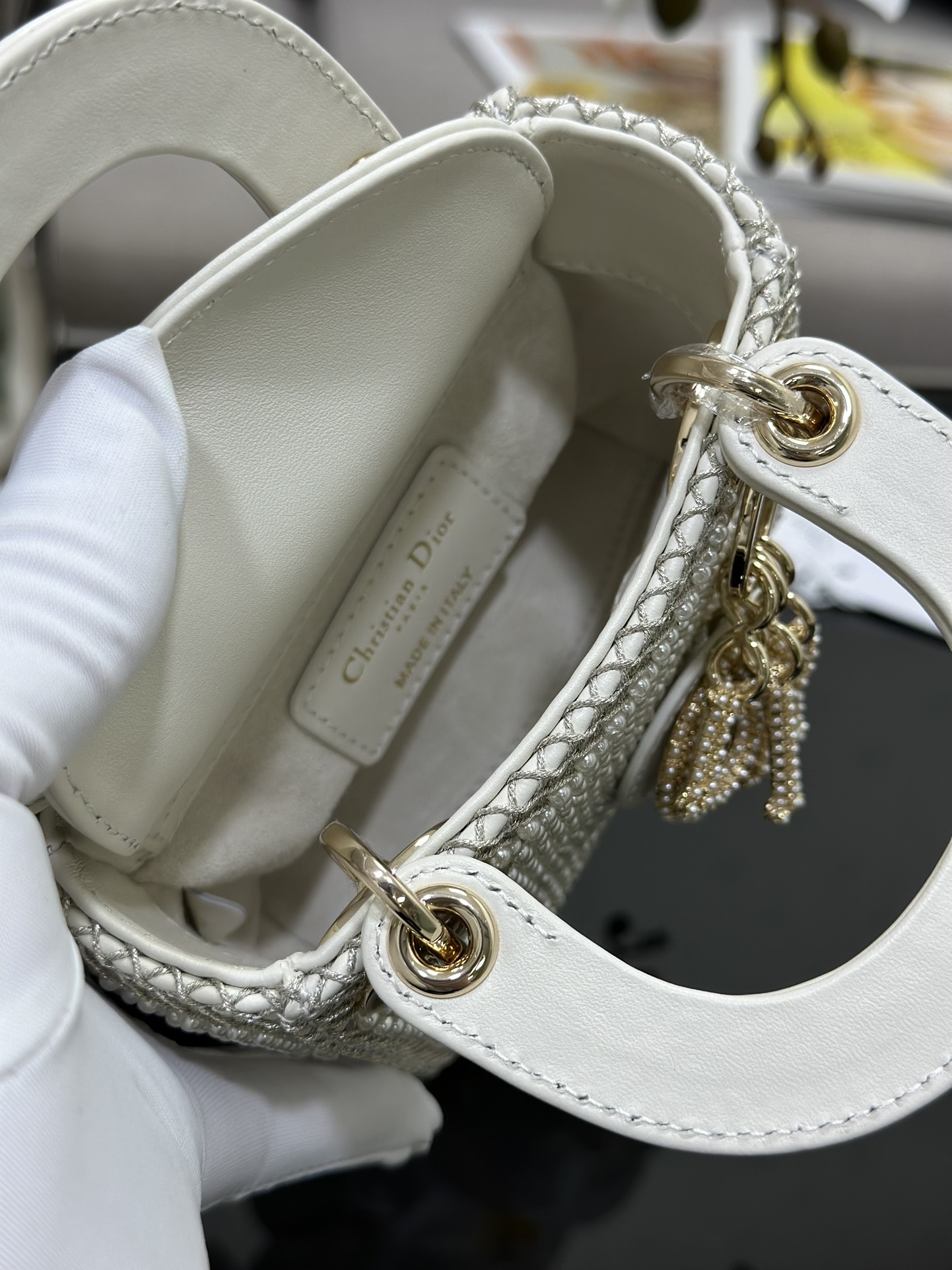 [Lady Dior] 디올 레이디 디올 마이크로 초미니 자수 진주 백 (밀크 화이트) 가방