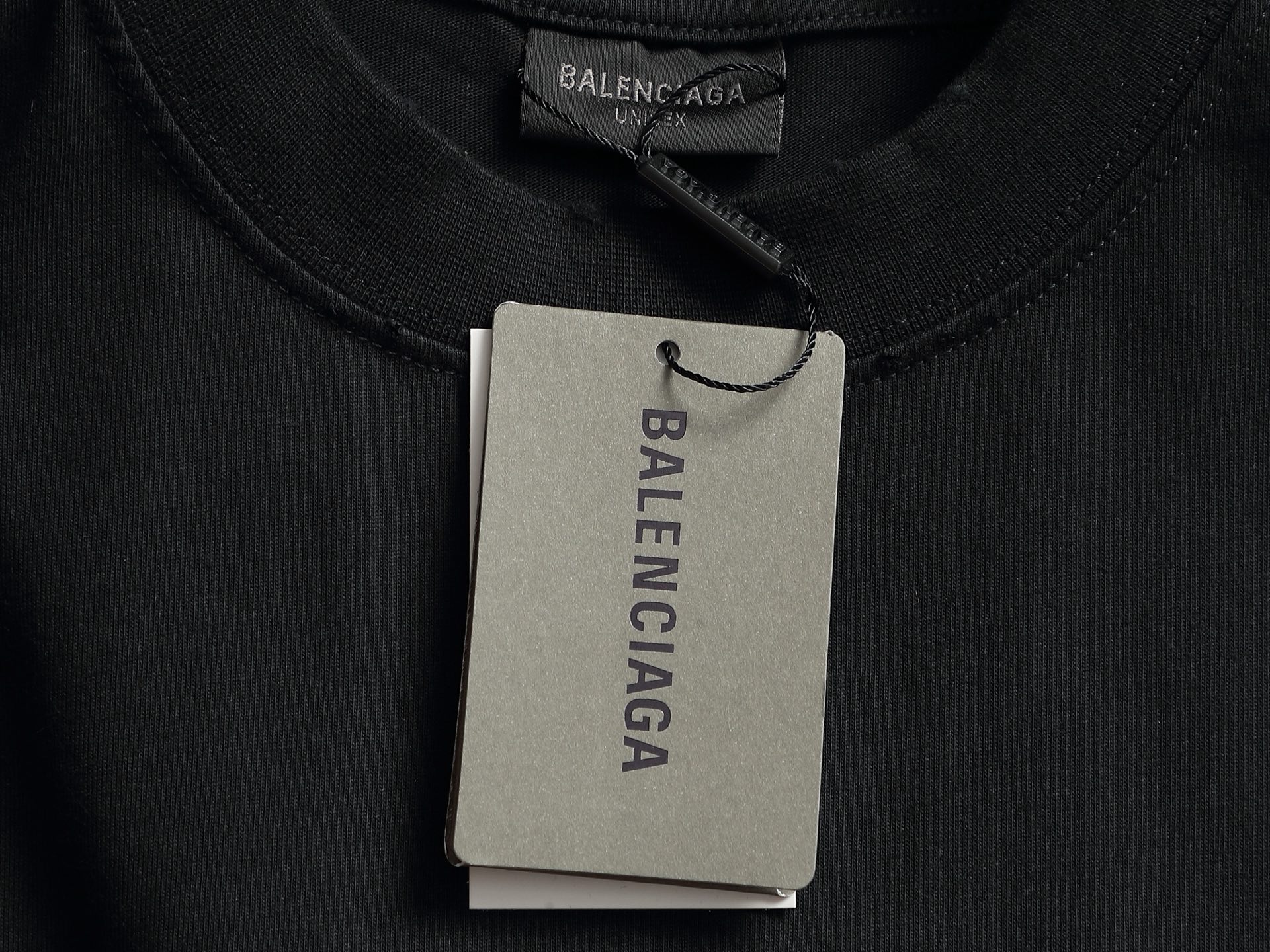 발렌시아가(BALENCIAGA) 테이프 프린팅 워싱 반팔 티셔츠 상의 의류
