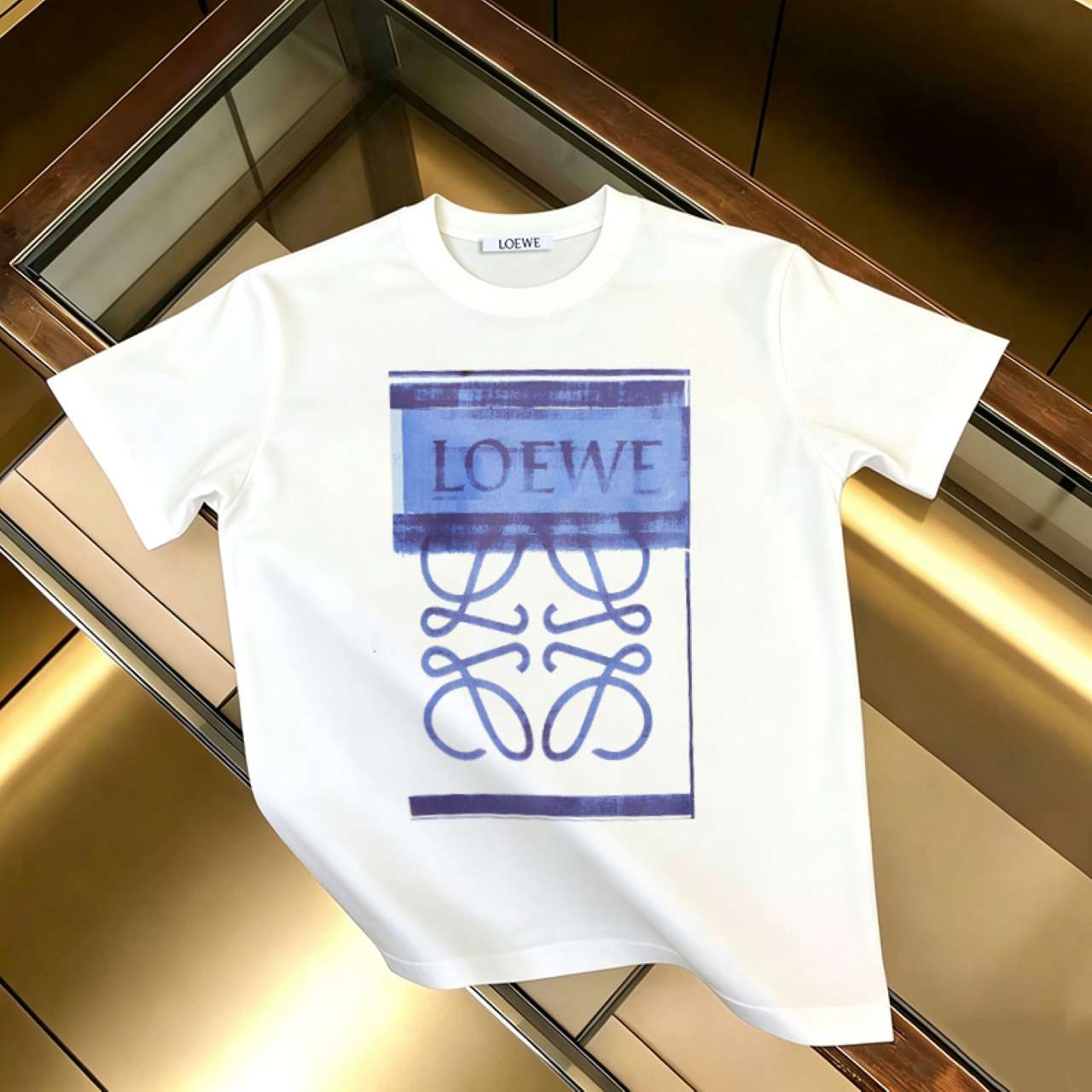 로에베(LOEWE) 아나그램 로고 그래픽 프린트 반팔 티셔츠 상의 의류