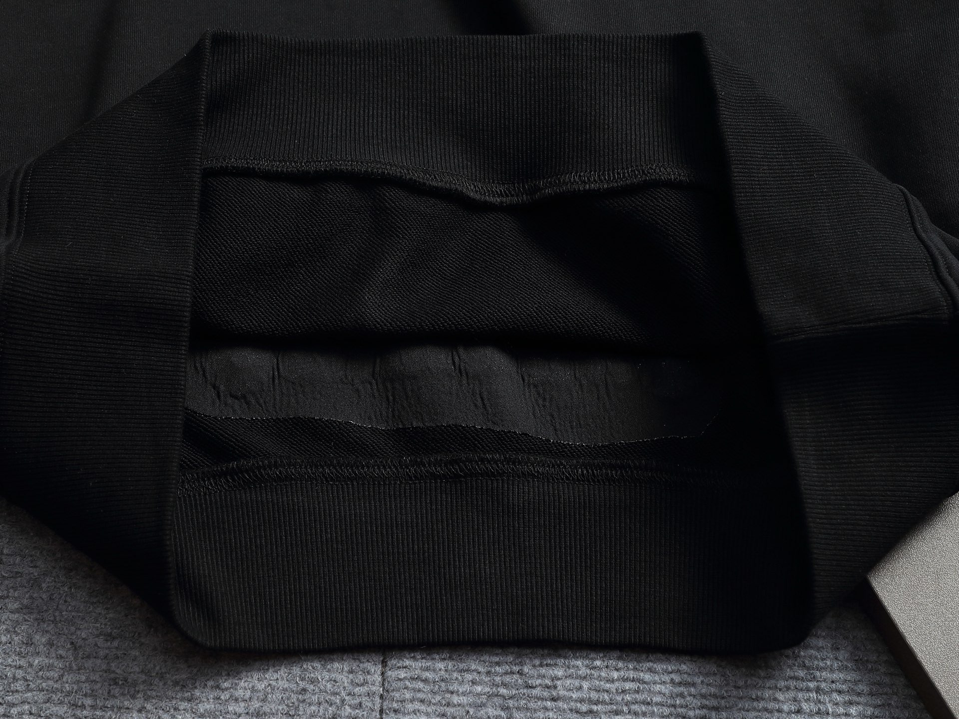 크롬하츠(CHROME HEARTS) 크로스 자수 스웨트셔츠 상의 의류