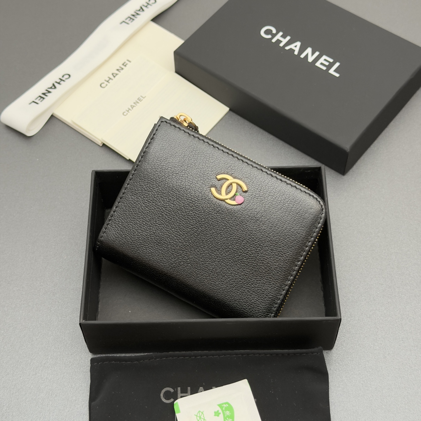 [Chanel] 샤넬 메탈 로고 L자 지퍼 미니 지갑