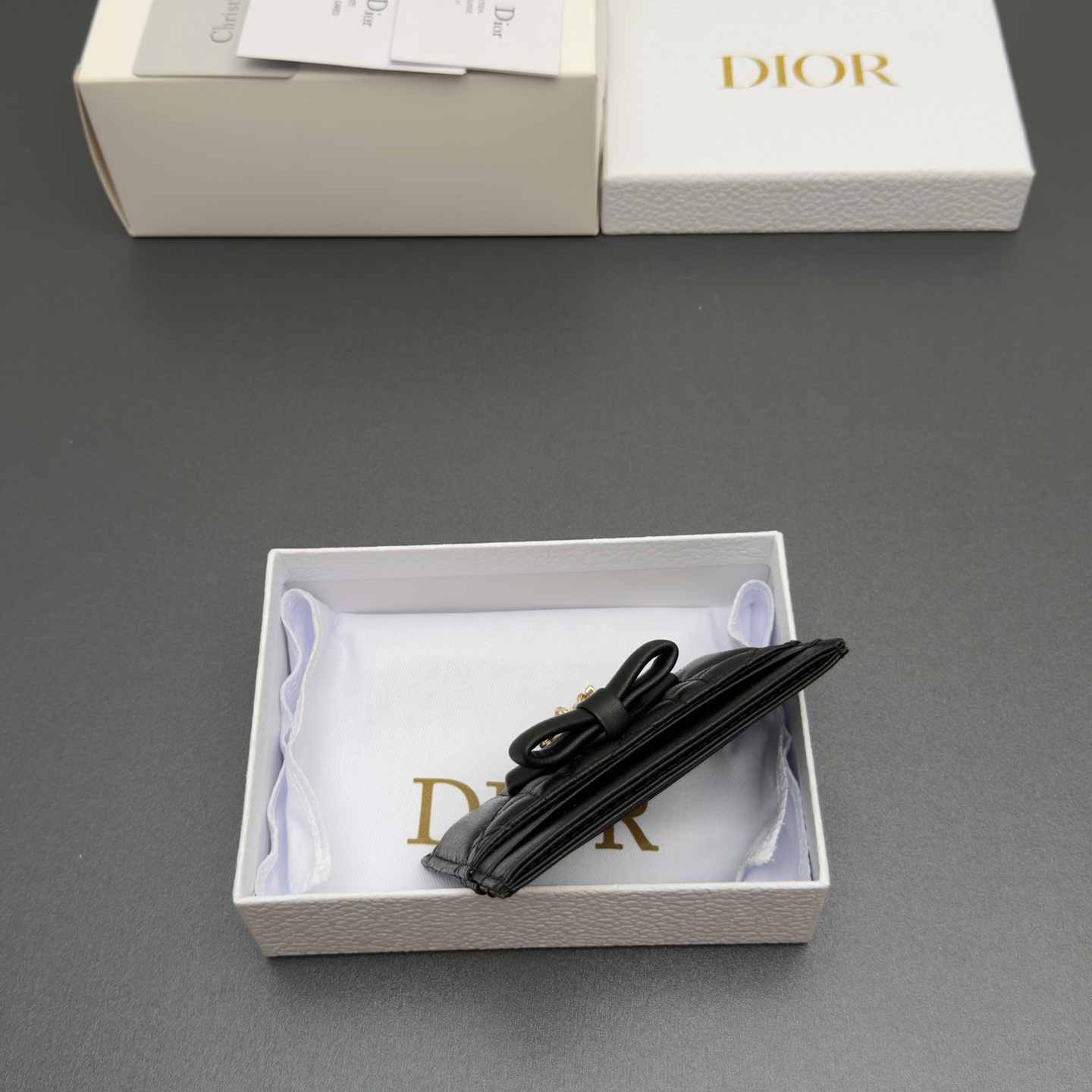 [Dior] 디올 Lady Freesia 레이디 프리지아 까나쥬 램스킨 카드 홀더 지갑