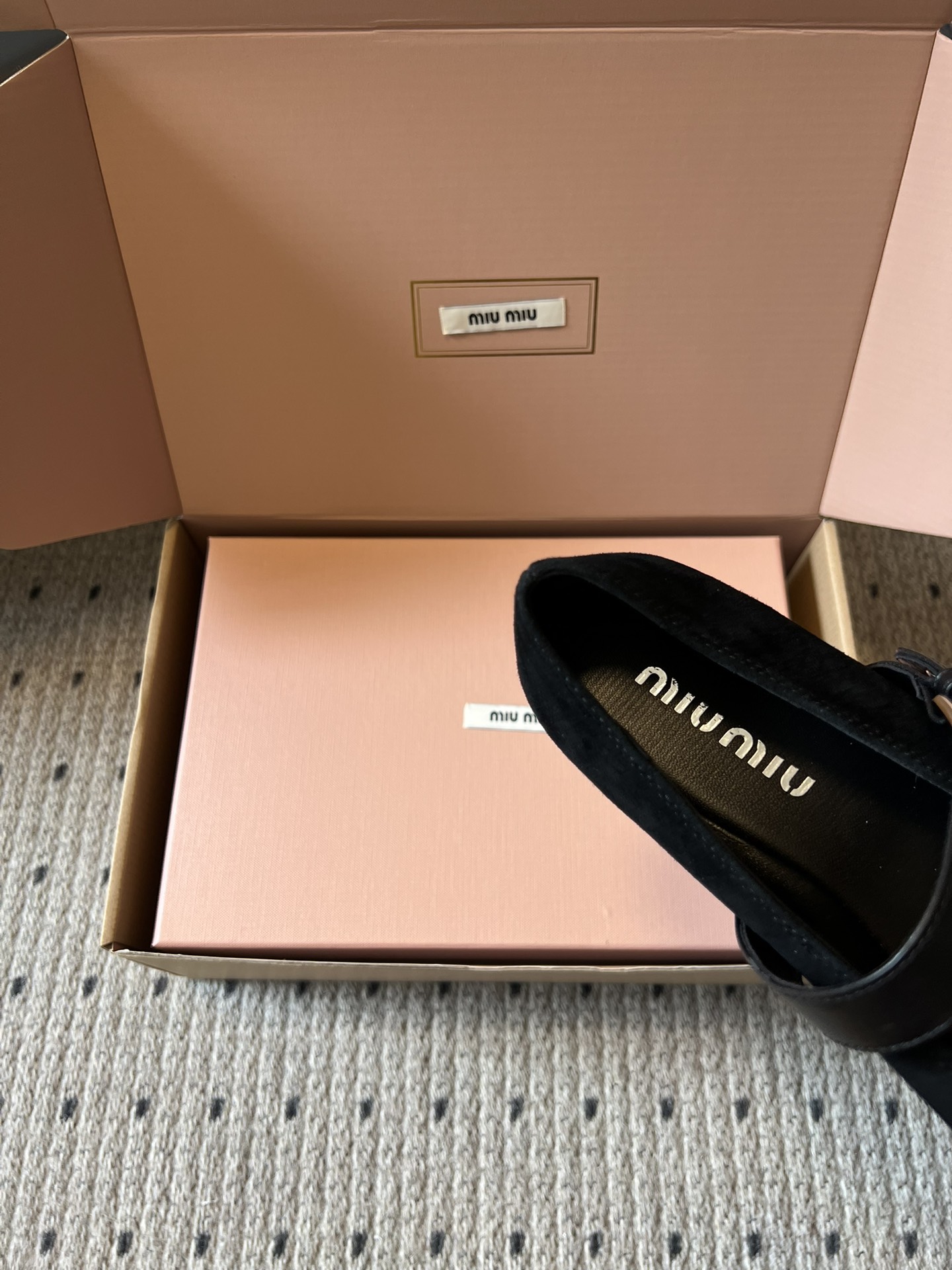 미우미우(MIU MIU) 스웨이드 메리제인 슈즈 신발