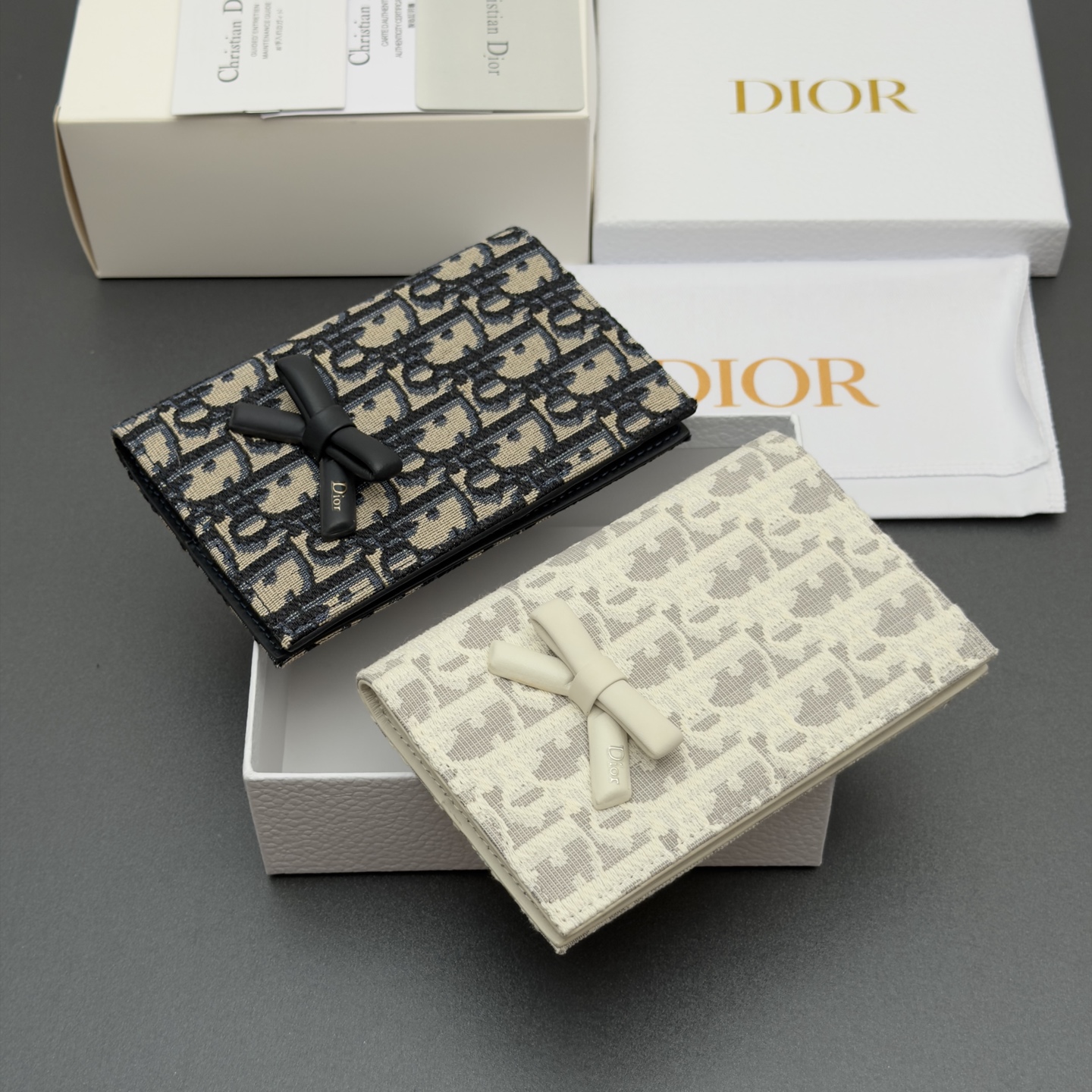 [Dior] 디올 Promenade 프롬나드 오블리크 자카드 패스포트 홀더 지갑