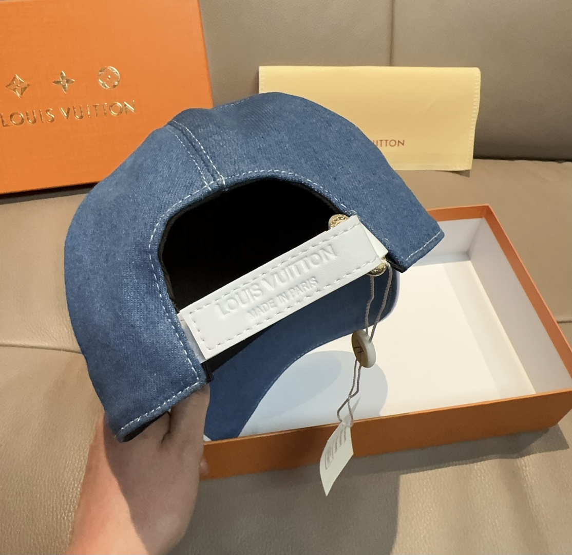 루이비통(LV) 로고 데님 볼캡 모자