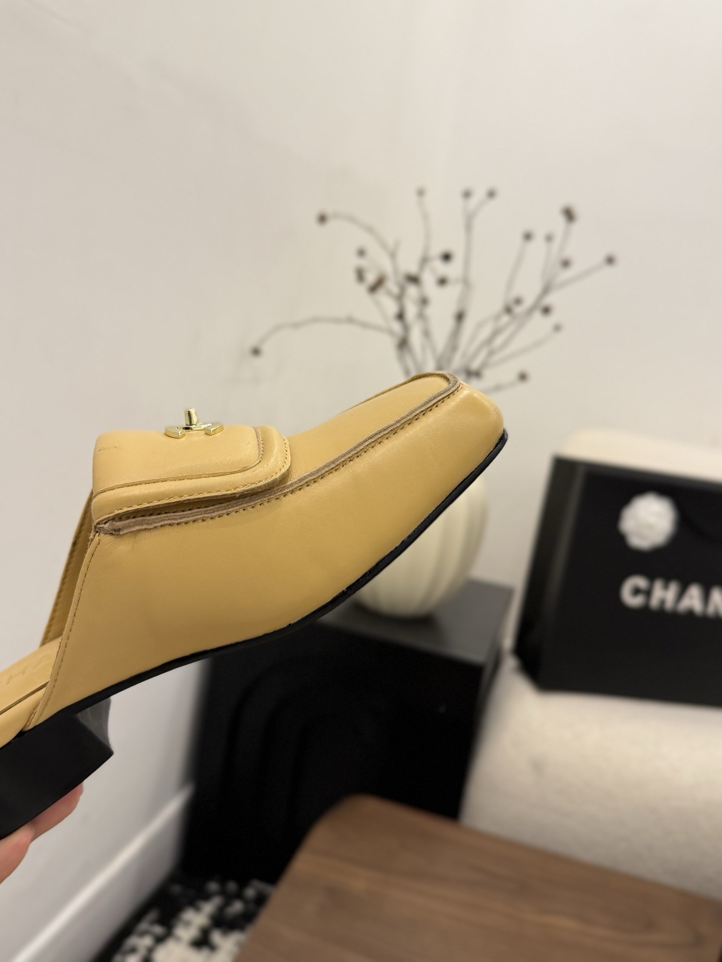 샤넬(CHANEL) 스퀘어토 미들굽 슬리퍼 신발